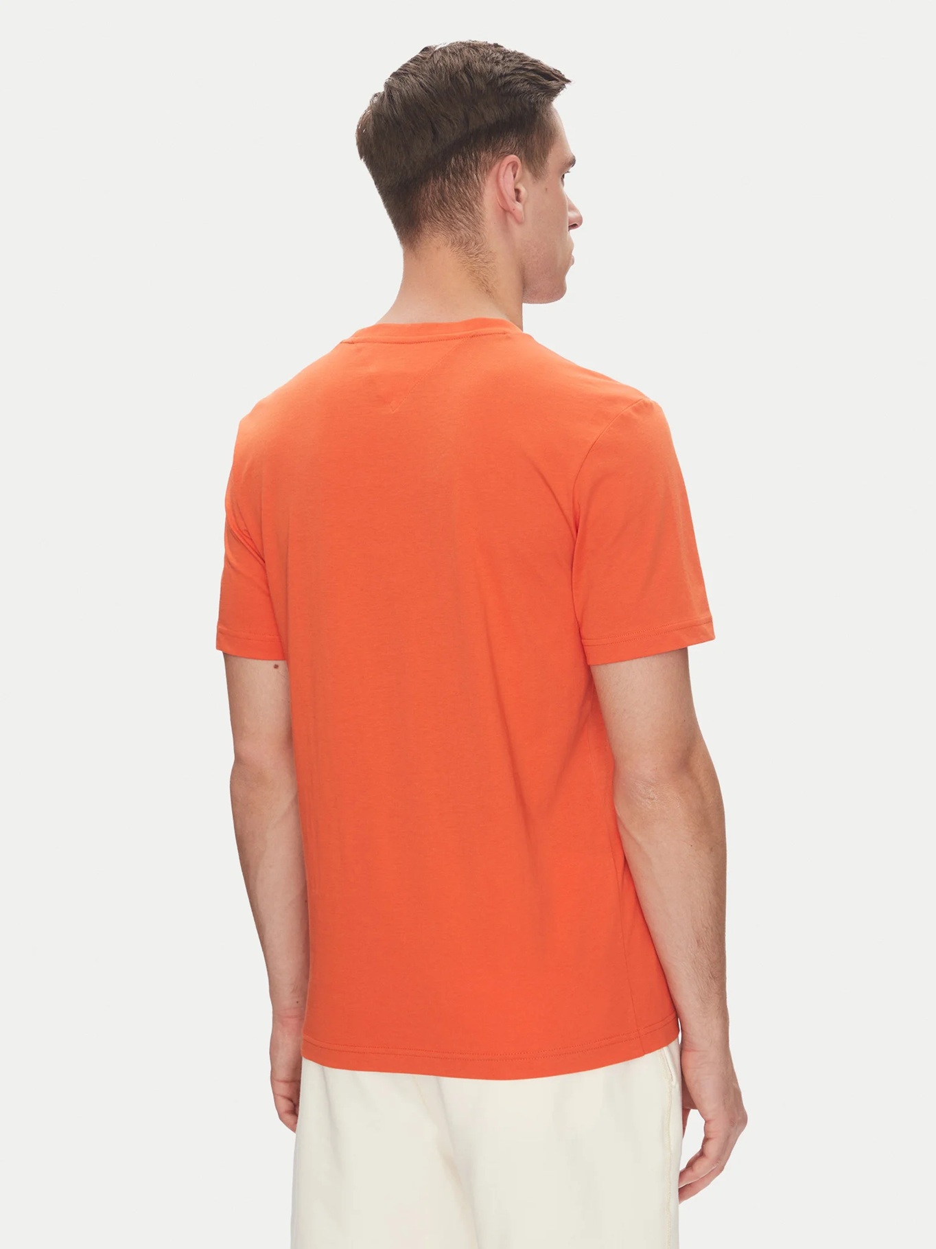 detail Tommy Hilfiger pánske oranžové tričko 