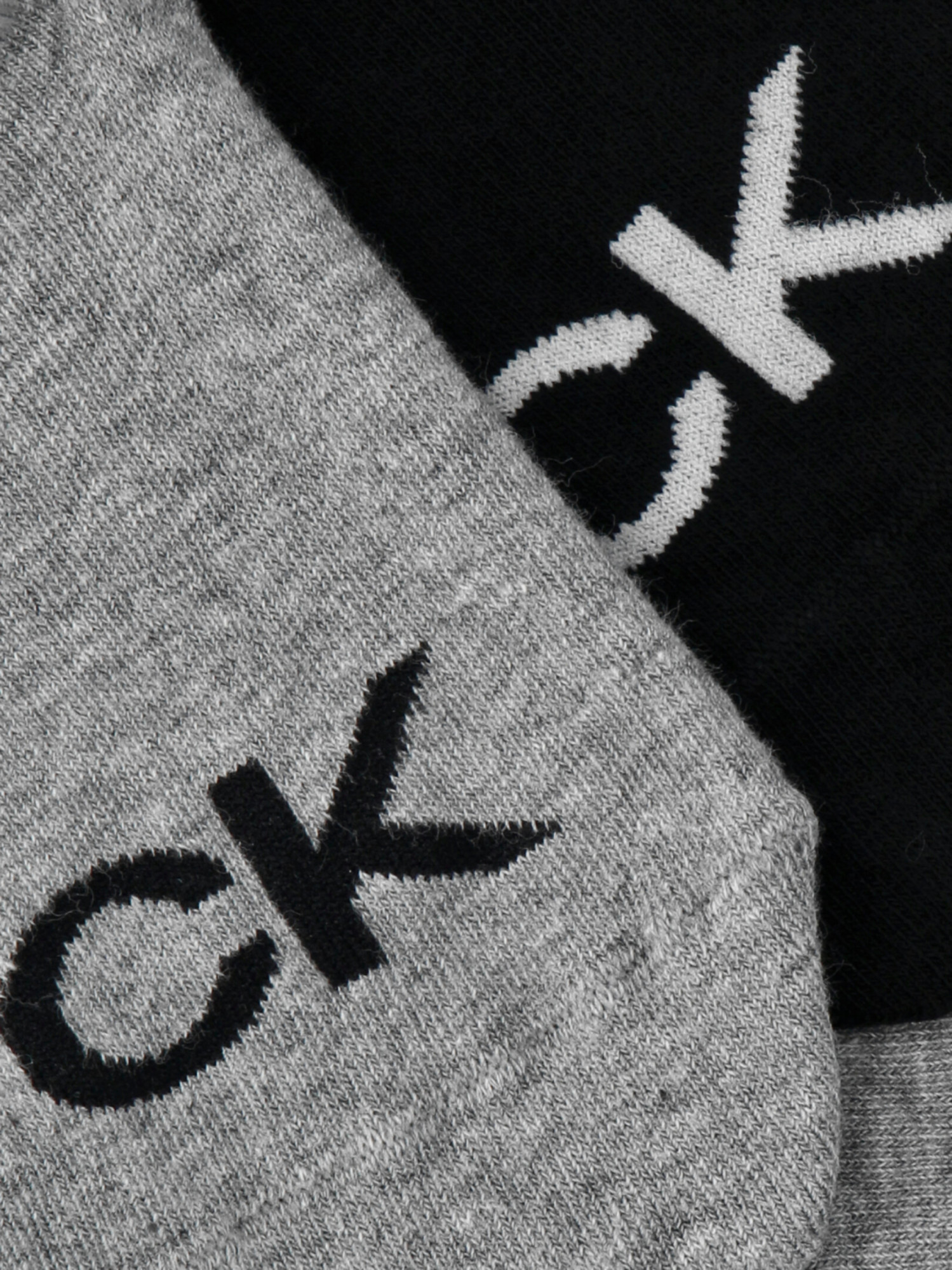 detail Calvin Klein pánske ponožky 2pack