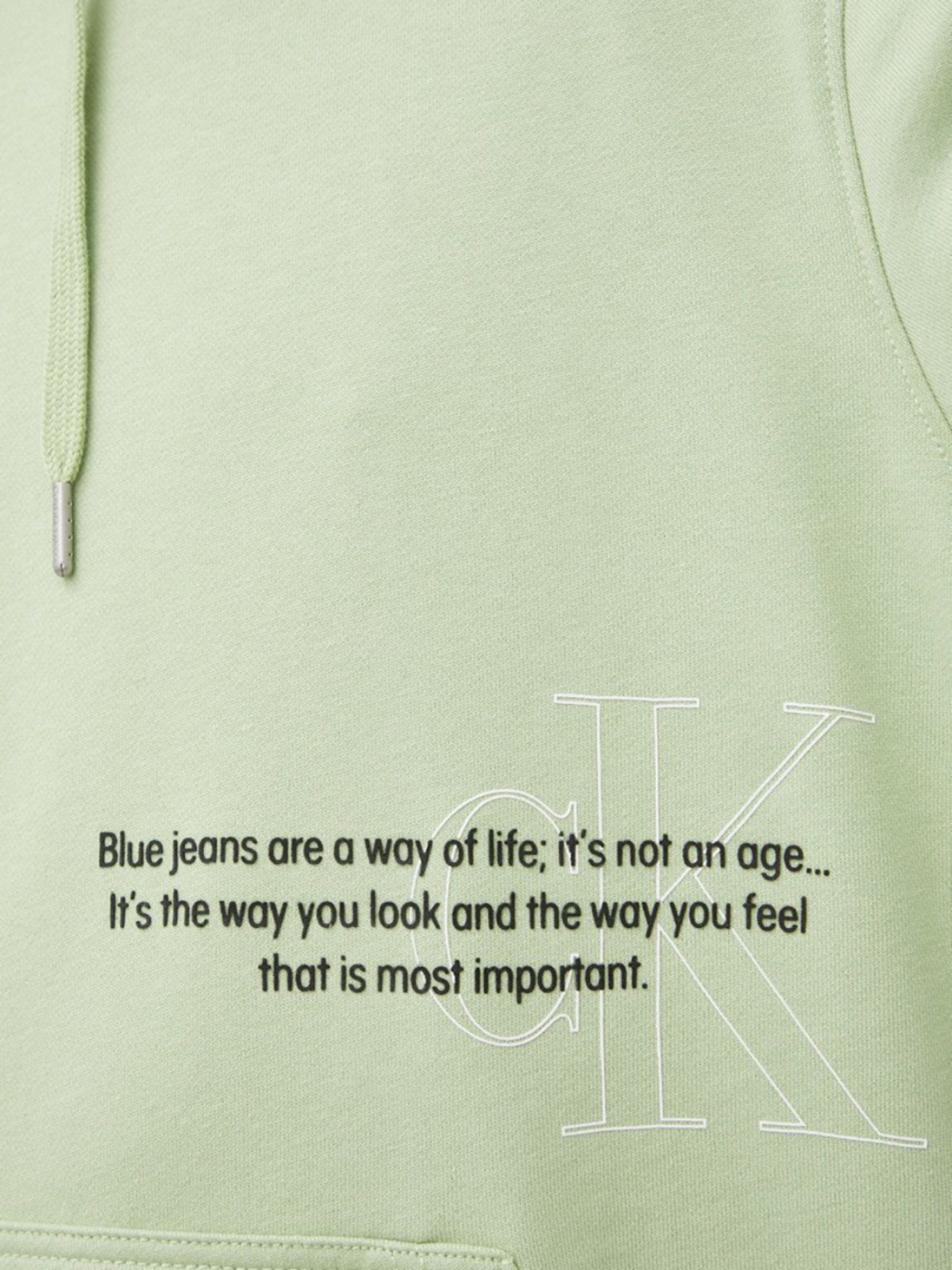 detail Calvin Klein pánska svetlo zelená mikina.