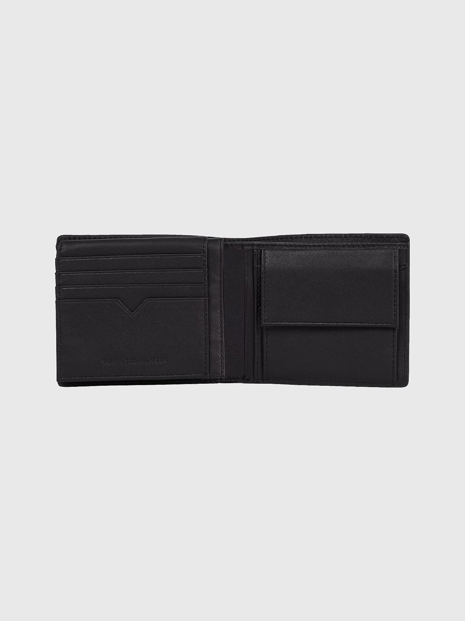 detail Tommy Hilfiger pánska čierna peňaženka modern