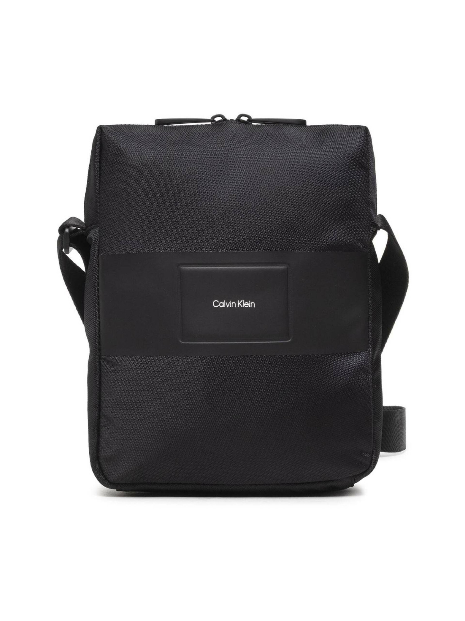 detail Calvin Klein pánske čierne crossbody