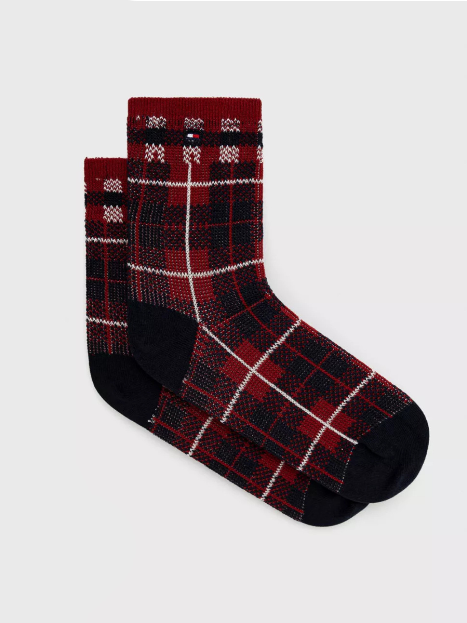 detail Tommy Hilfiger dámske čeveno modré kockované ponožky