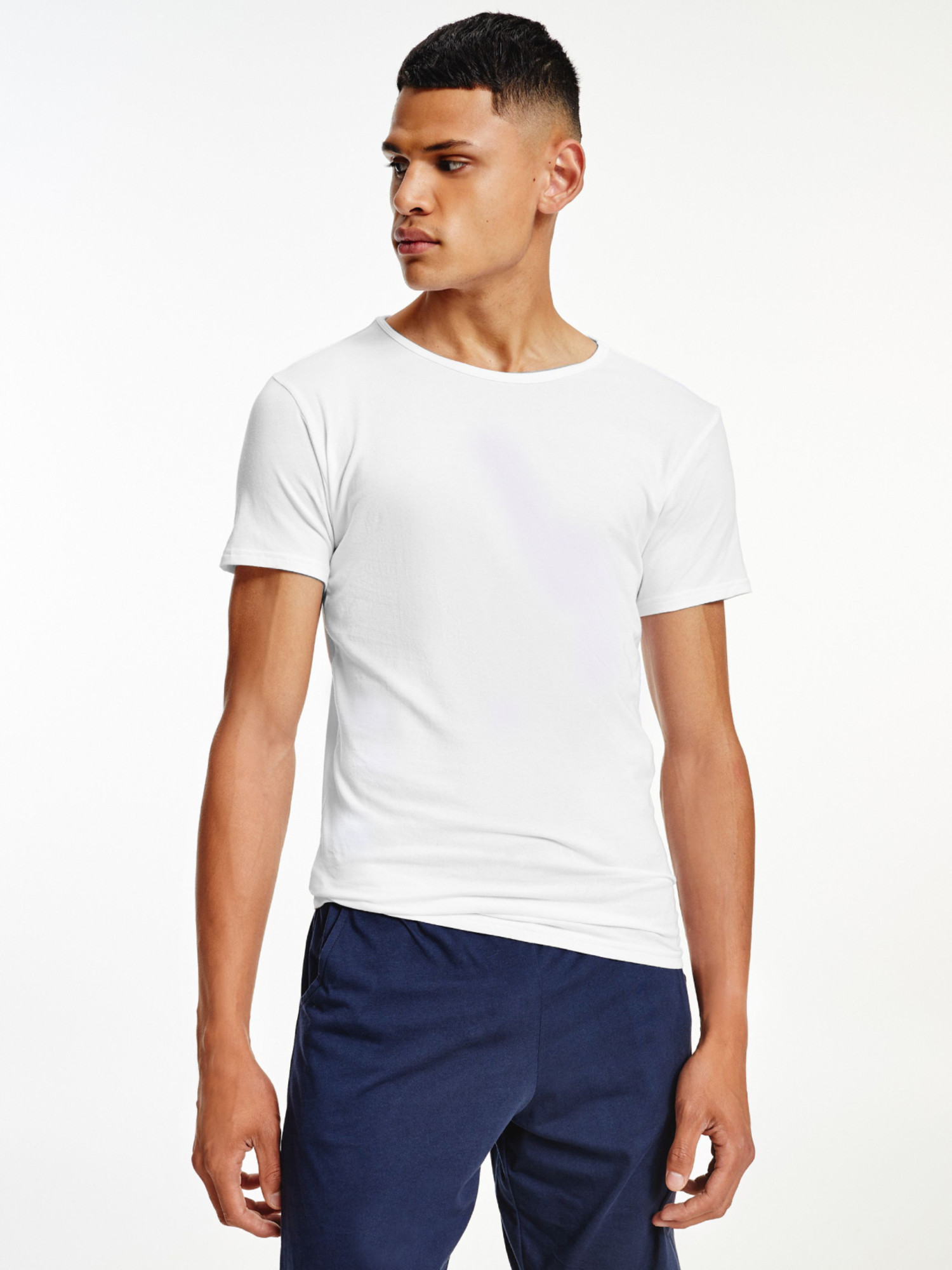 detail Tommy Hilfiger pánske tričká 3pack