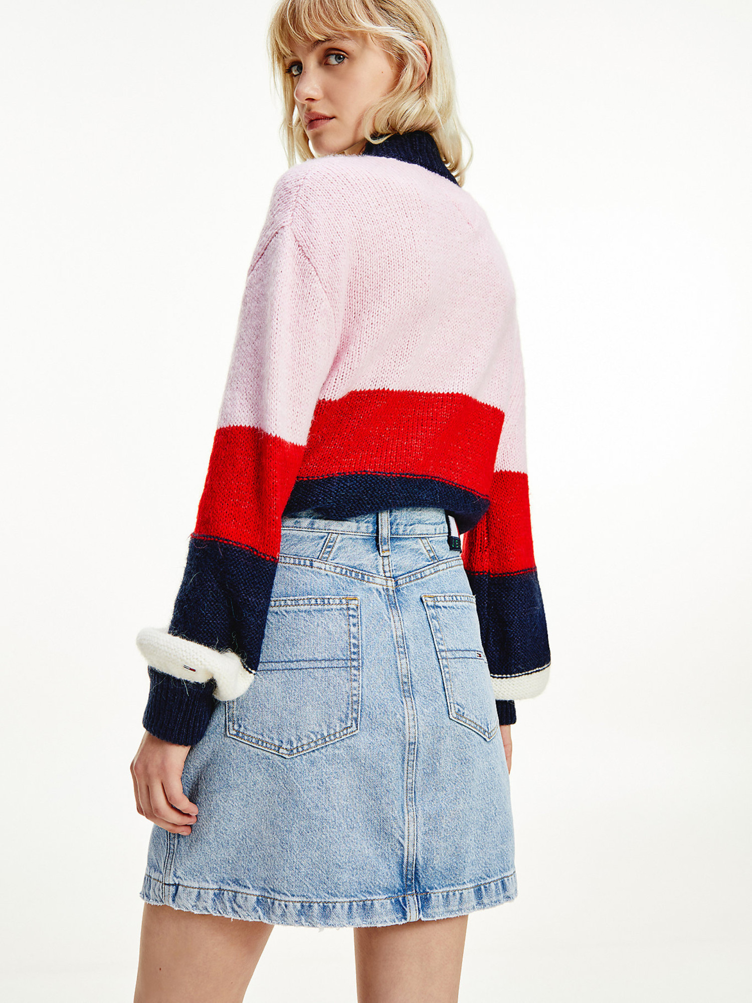 detail Tommy Jeans dámska džínsová sukňa