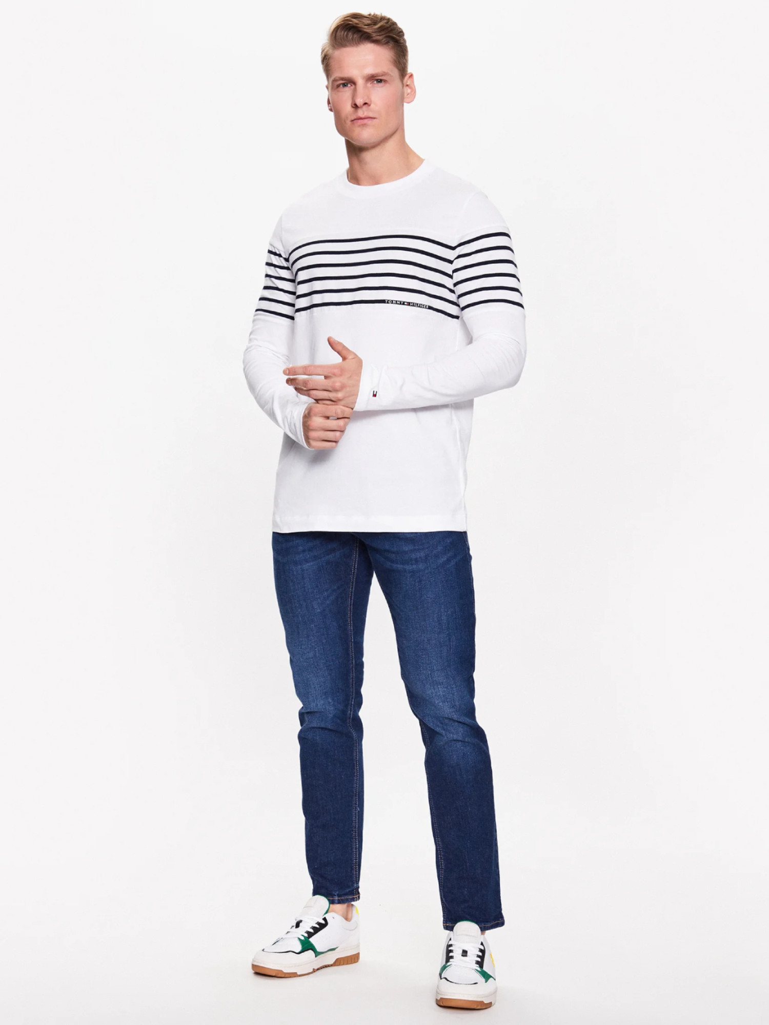 detail Tommy Jeans pánske modré džínsy Scanton