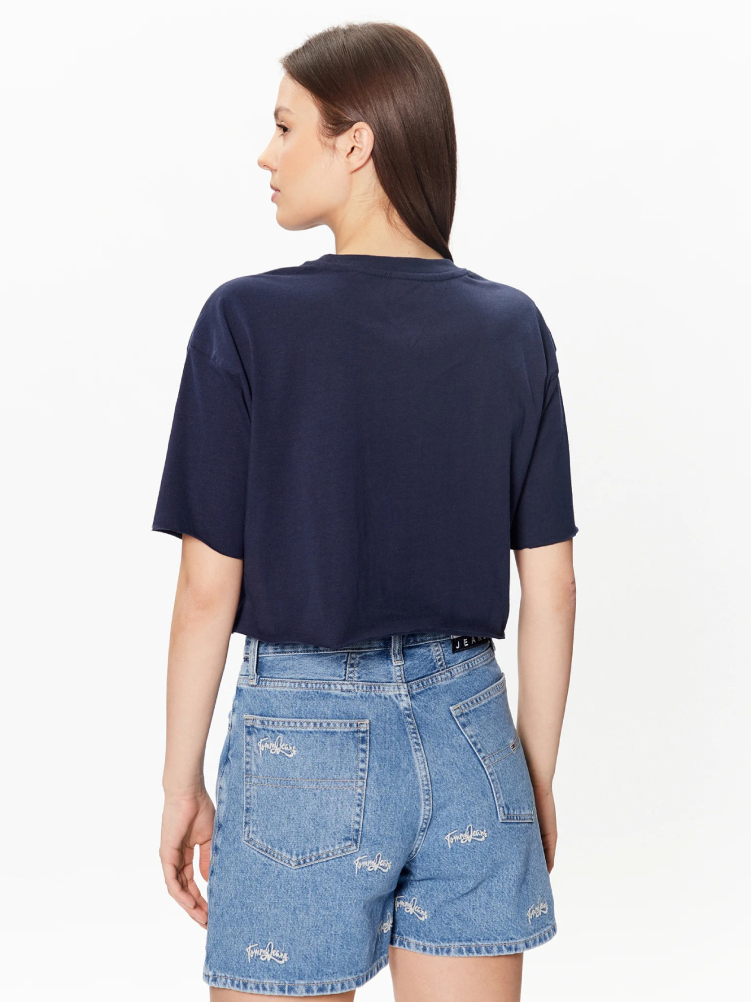 detail Tommy Jeans dámske tmavo modré tričko