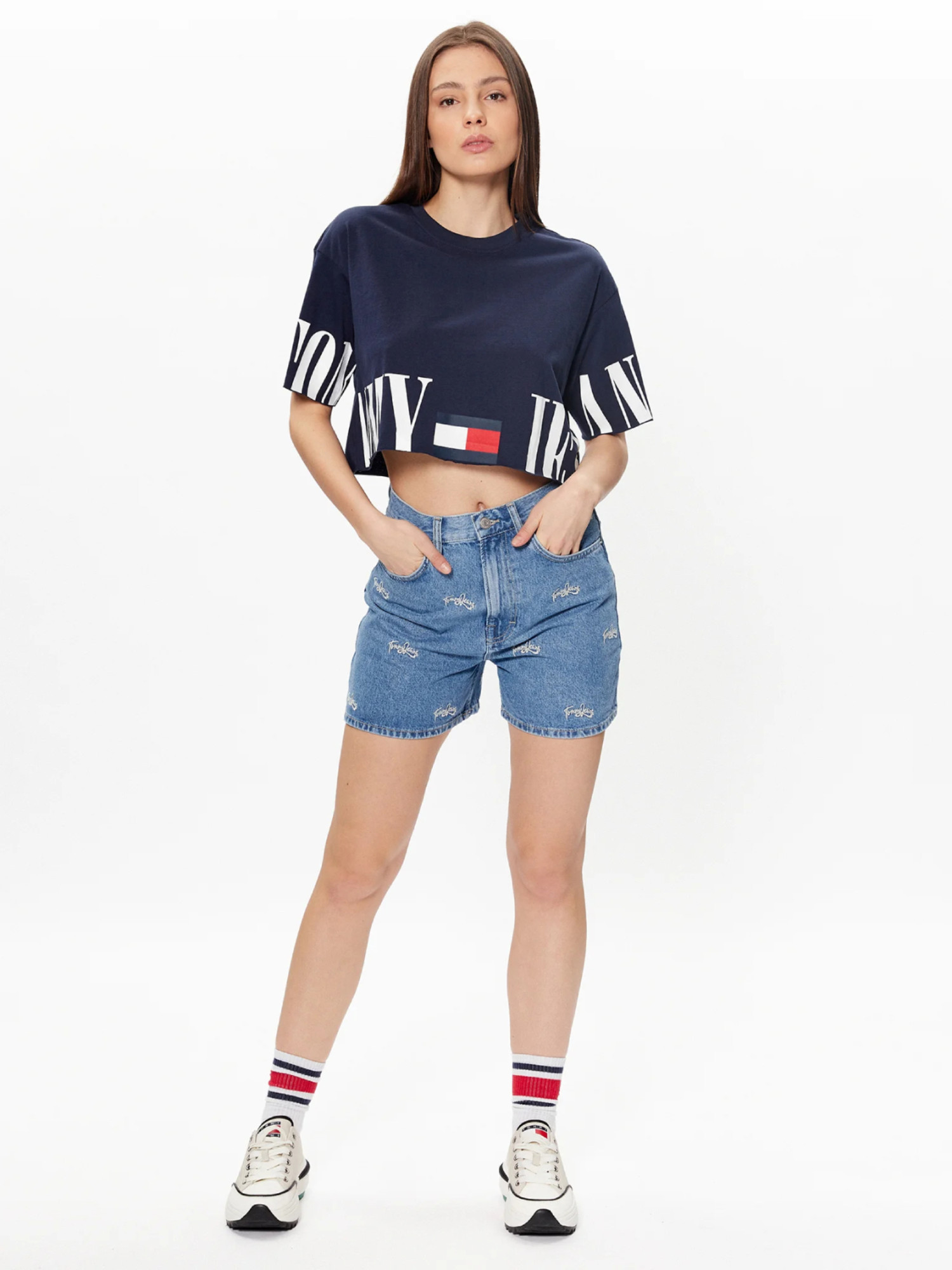 detail Tommy Jeans dámske tmavo modré tričko