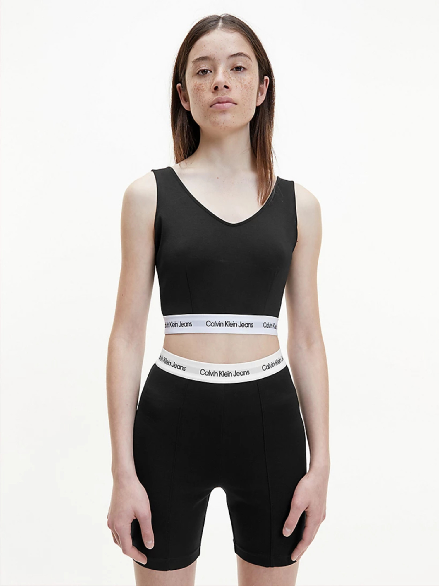 detail Calvin Klein dámsky čierny cropped top