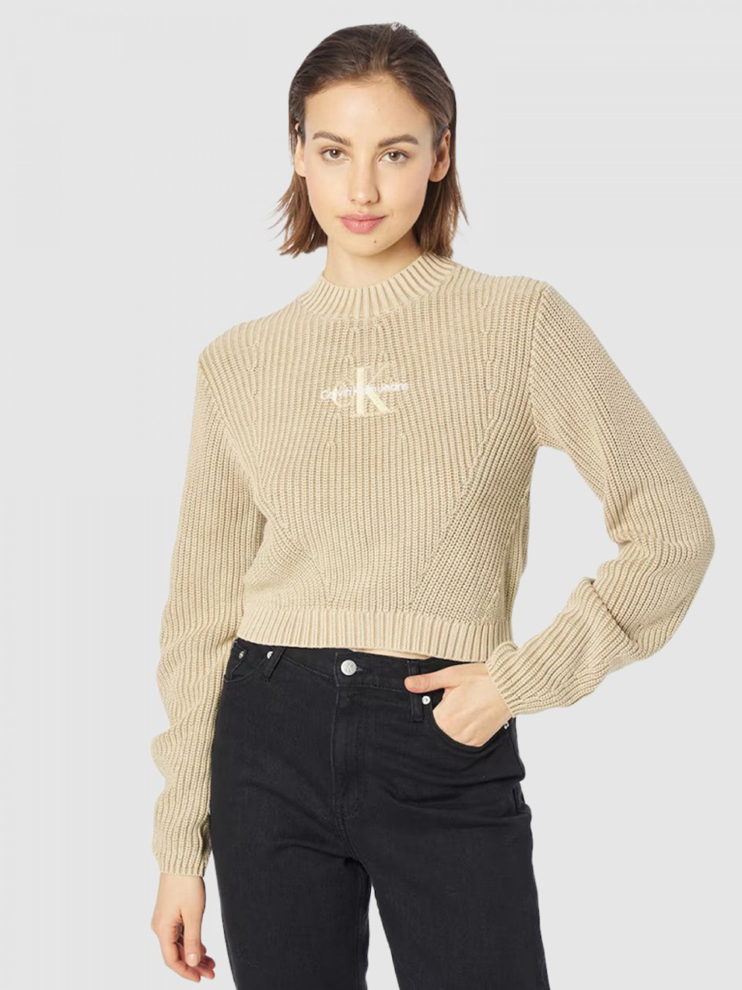 detail Calvin Klein dámsky béžový sveter