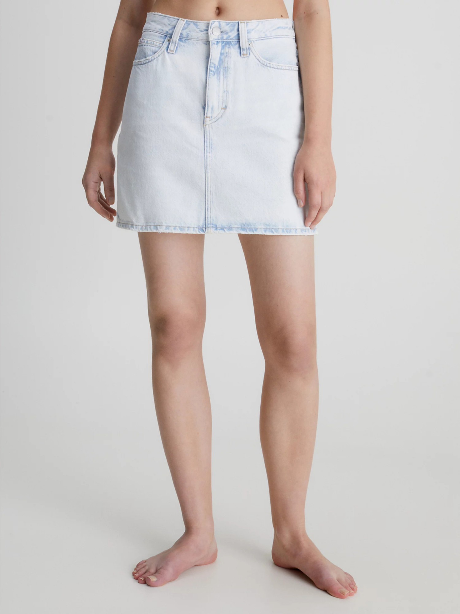 detail Calvin Klein dámska džínsová sukňa