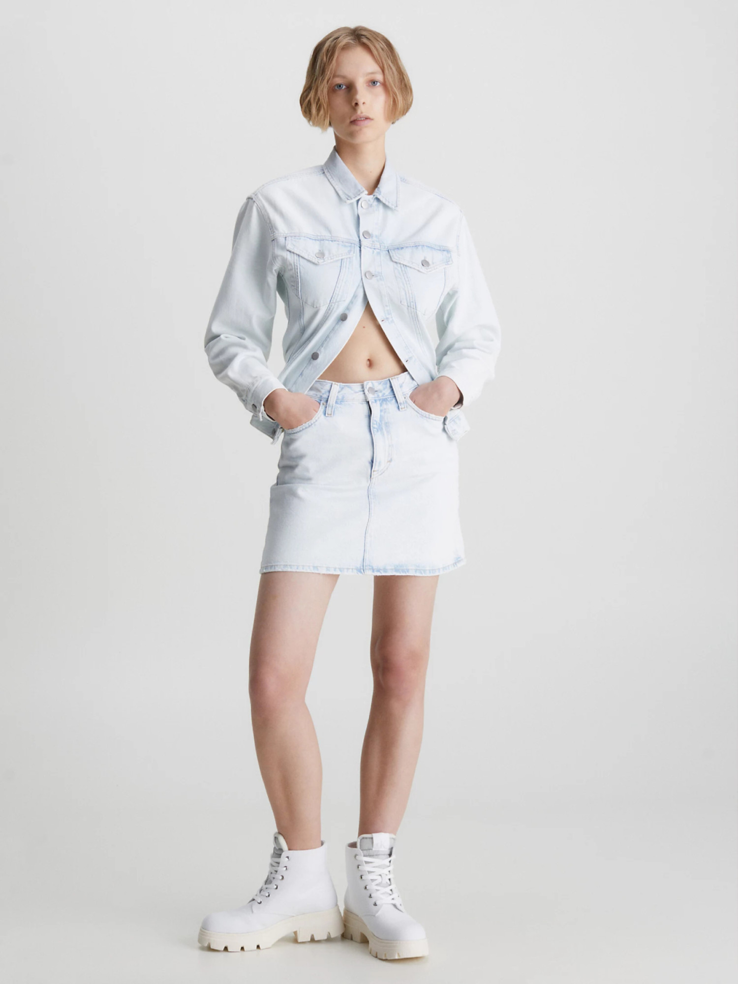 detail Calvin Klein dámska džínsová sukňa