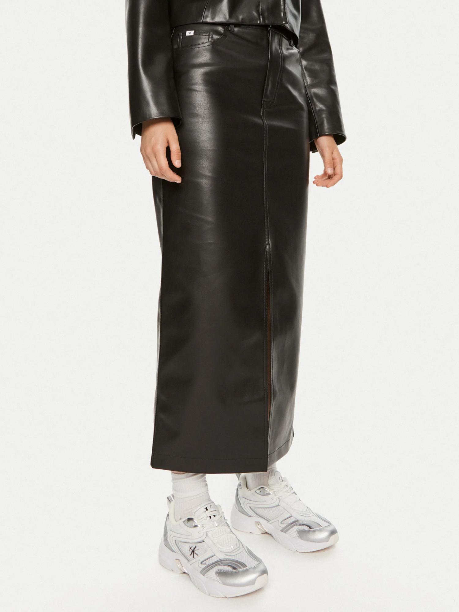 detail Calvin Klein dámska čierna sukňa