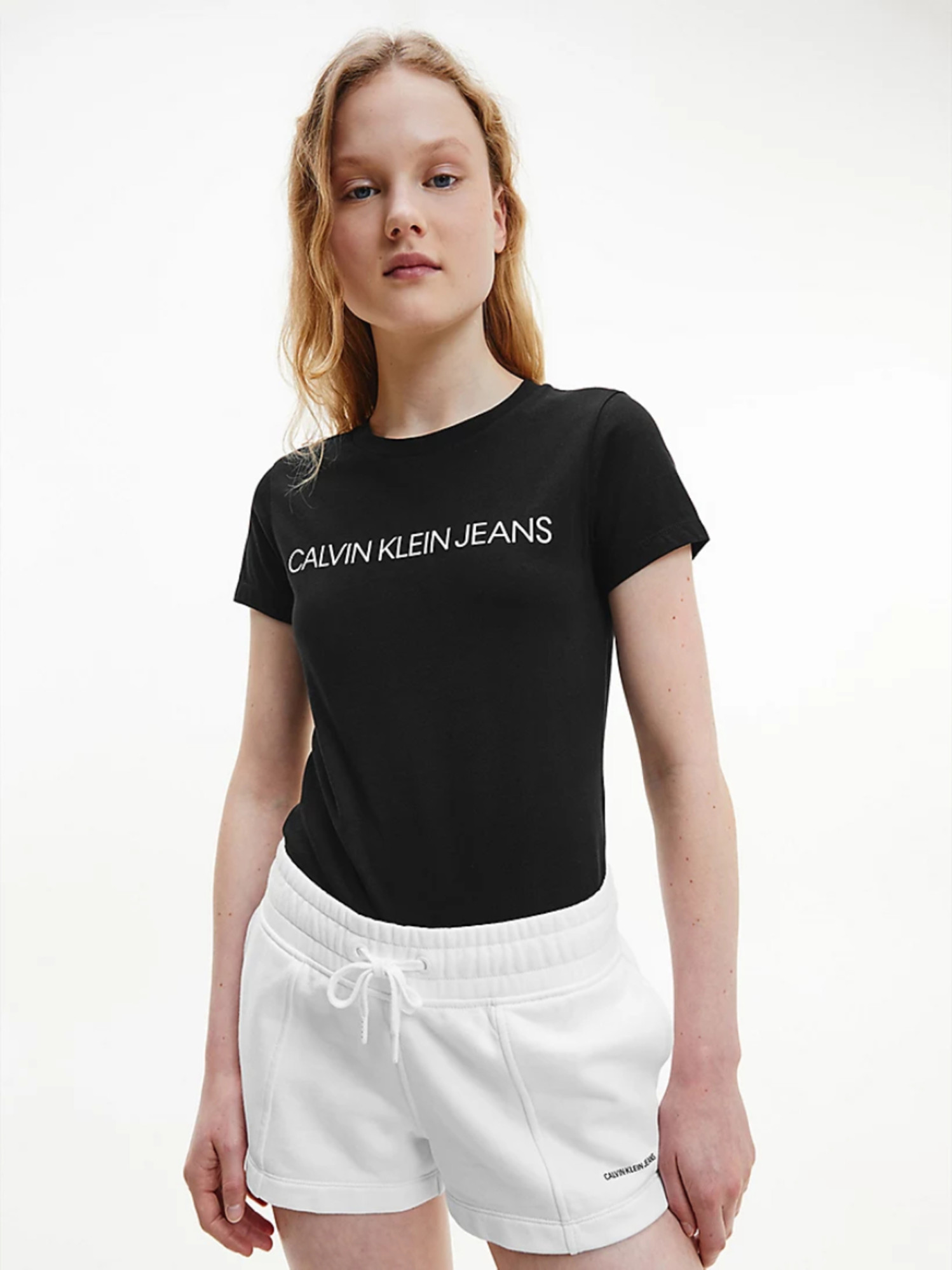detail Calvin Klein dámske čierne tričká 2 pack