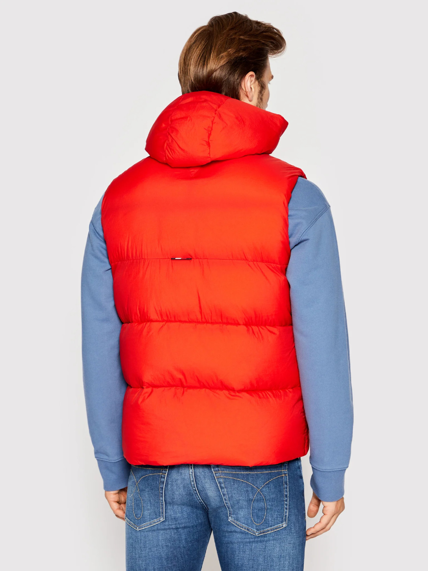 detail Tommy Hilfiger pánska červená vesta
