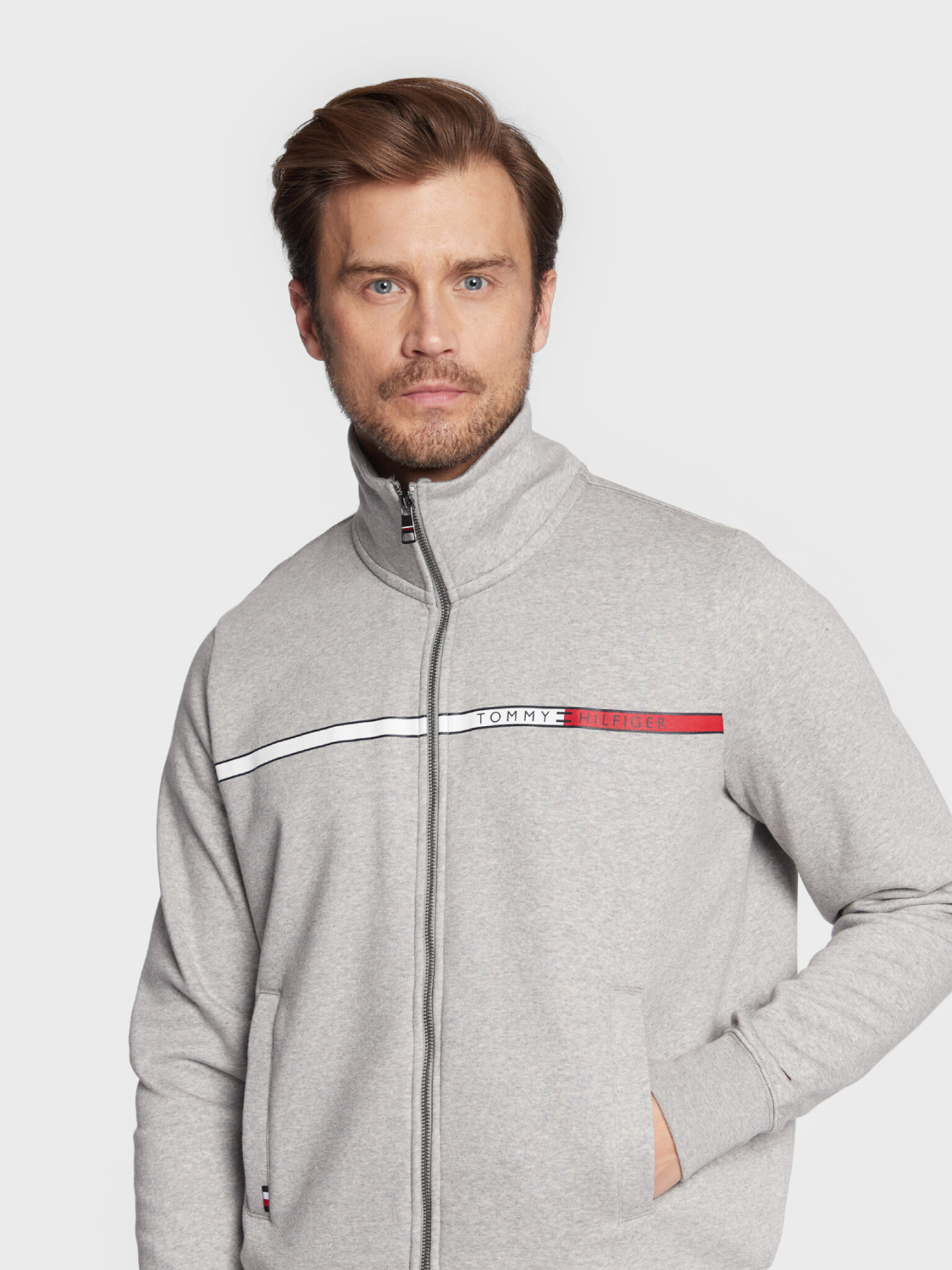 detail Tommy Hilfiger pánska šedá mikina