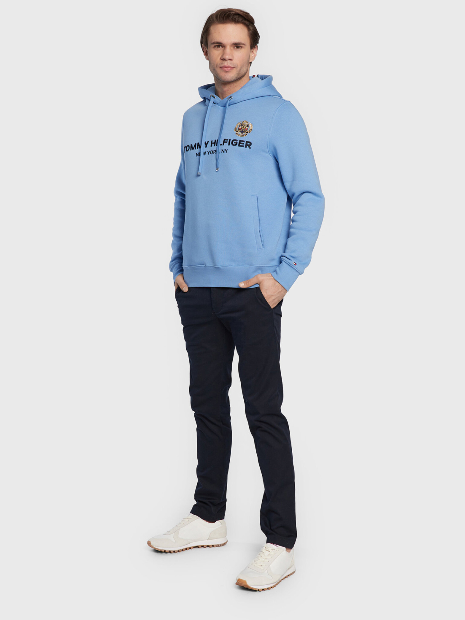 detail Tommy Hilfiger pánska modrá mikina