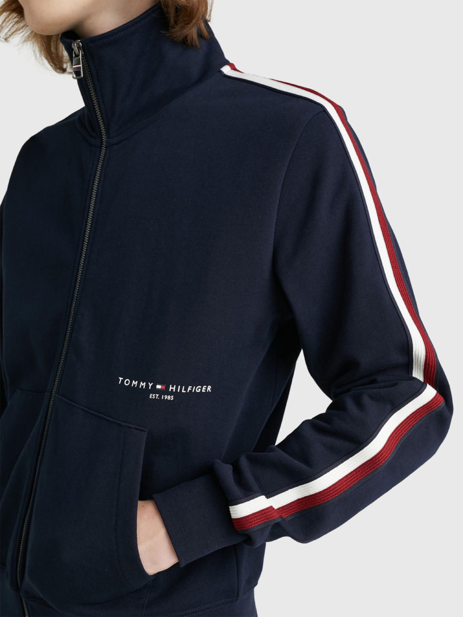 detail Tommy Hilfiger pánska modrá mikina Global