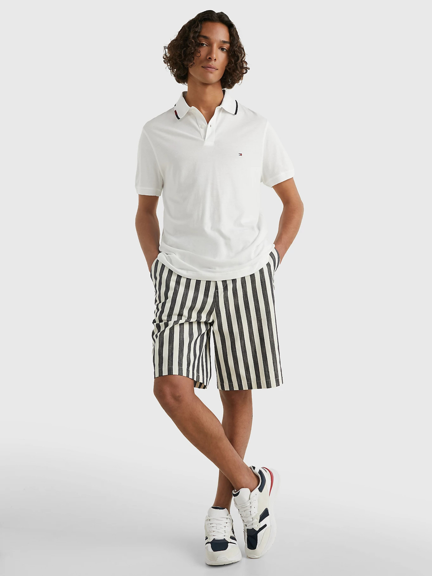 detail Tommy Hilfiger pánske biele polo tričko