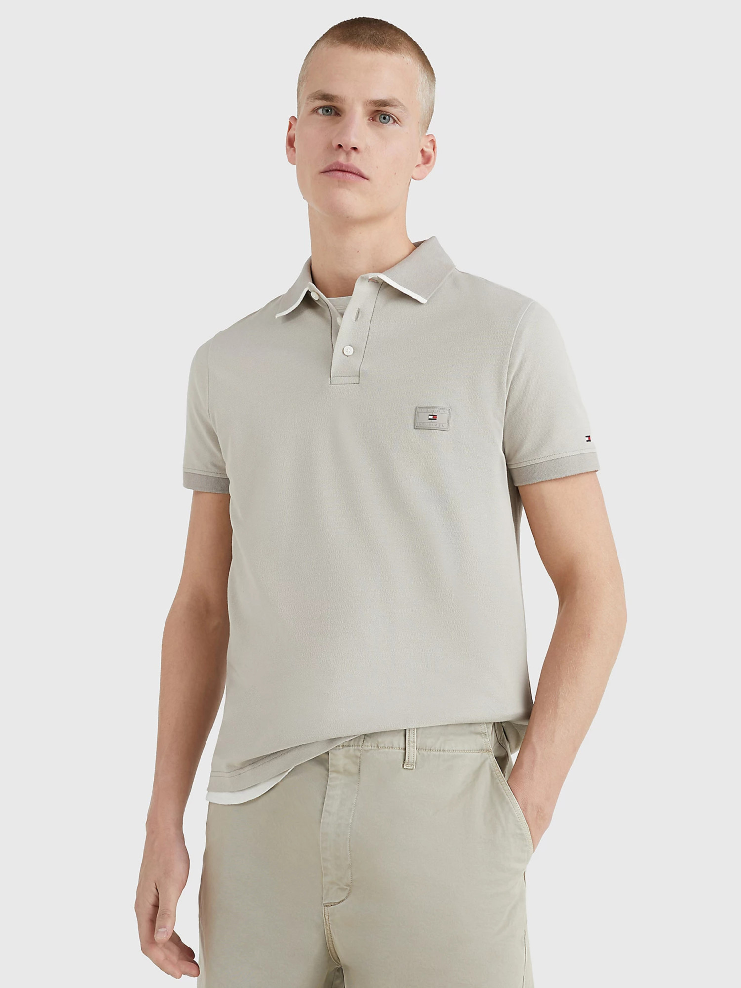 detail Tommy Hilfiger pánske polo Under