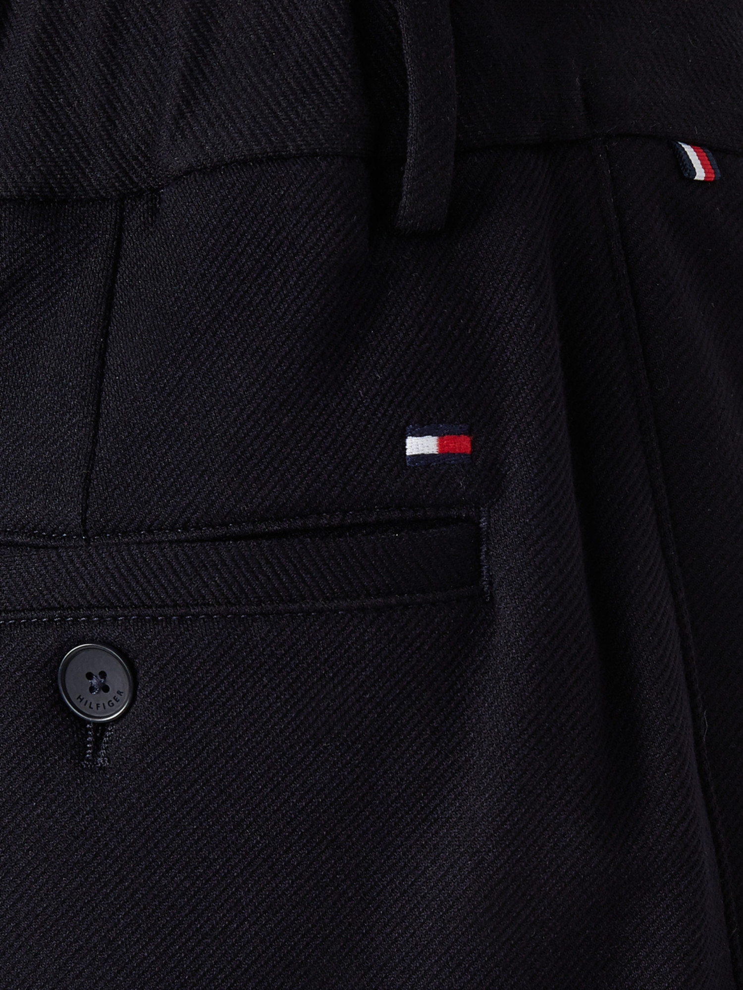 detail Tommy Hilfiger pánske modré kraťasy Harlem