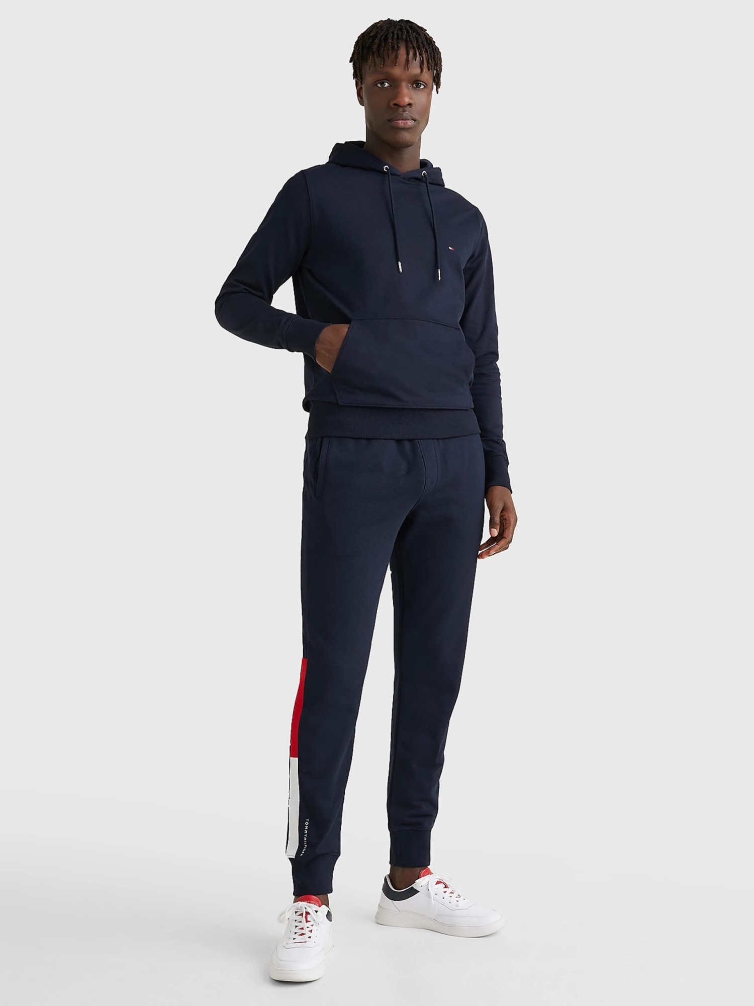 detail Tommy Hilfiger pánska tmavomodrá mikina 1985 Hoody