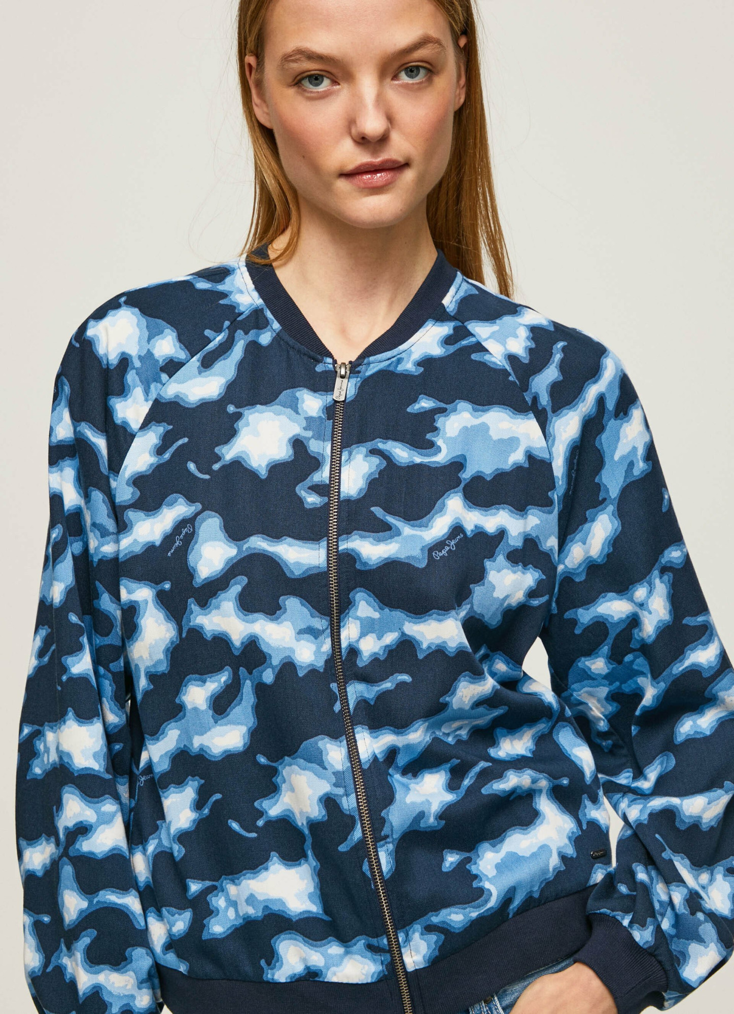 detail Pepe Jeans dámsky bomber ENYA