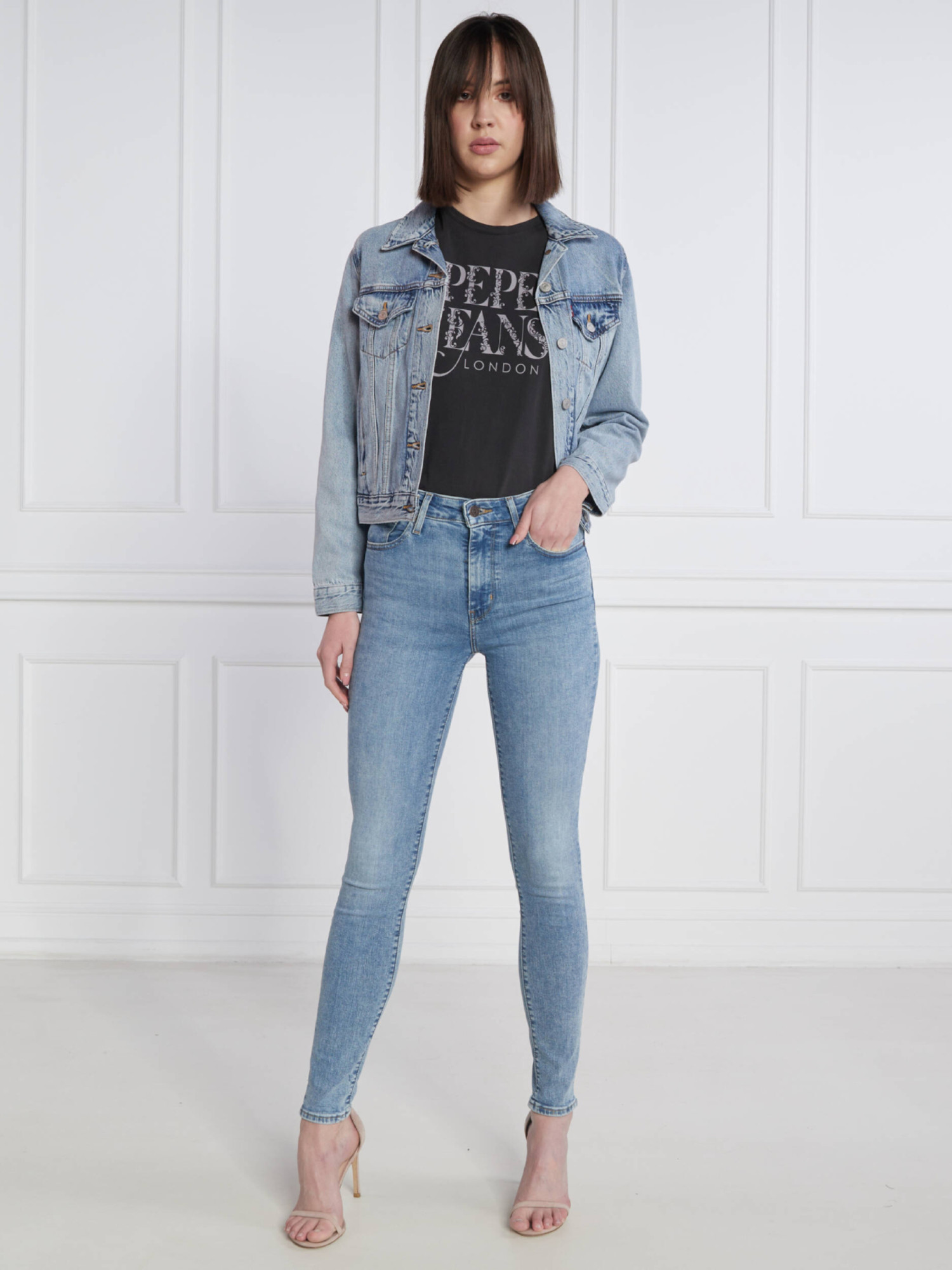 detail Pepe Jeans čierne dámske Linda tričko