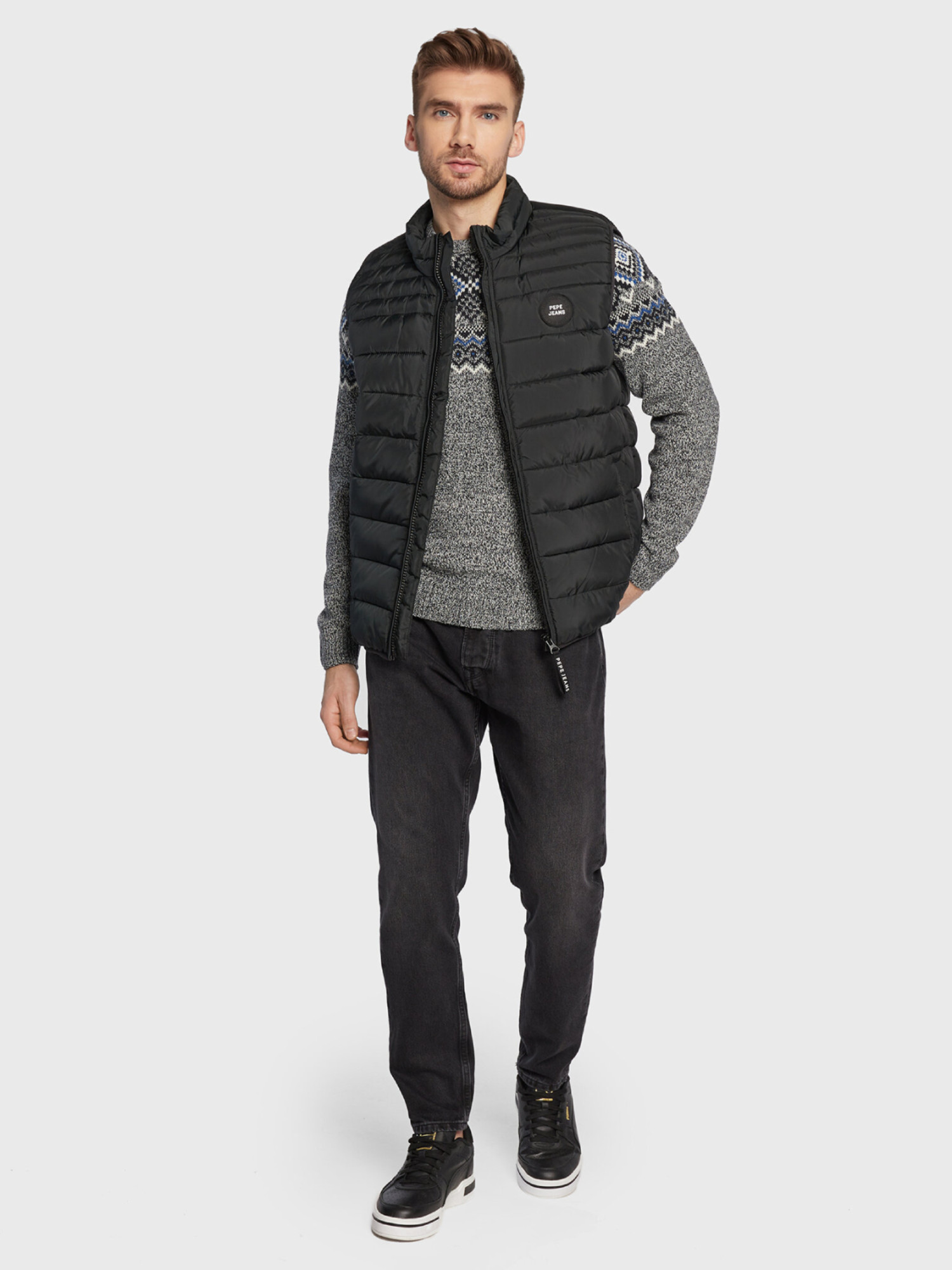 detail Pepe Jeans pánska čierna vesta Jack