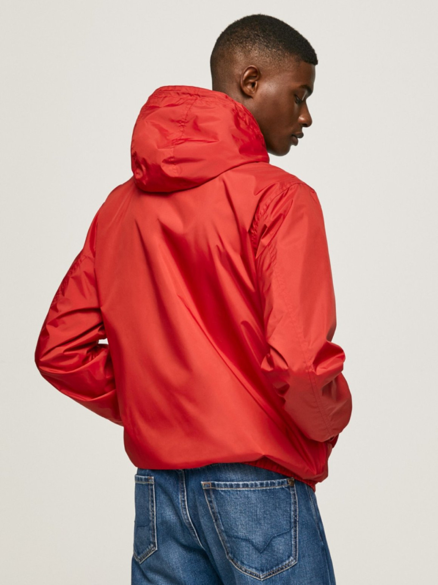 detail Pepe Jeans pánska červená bunda