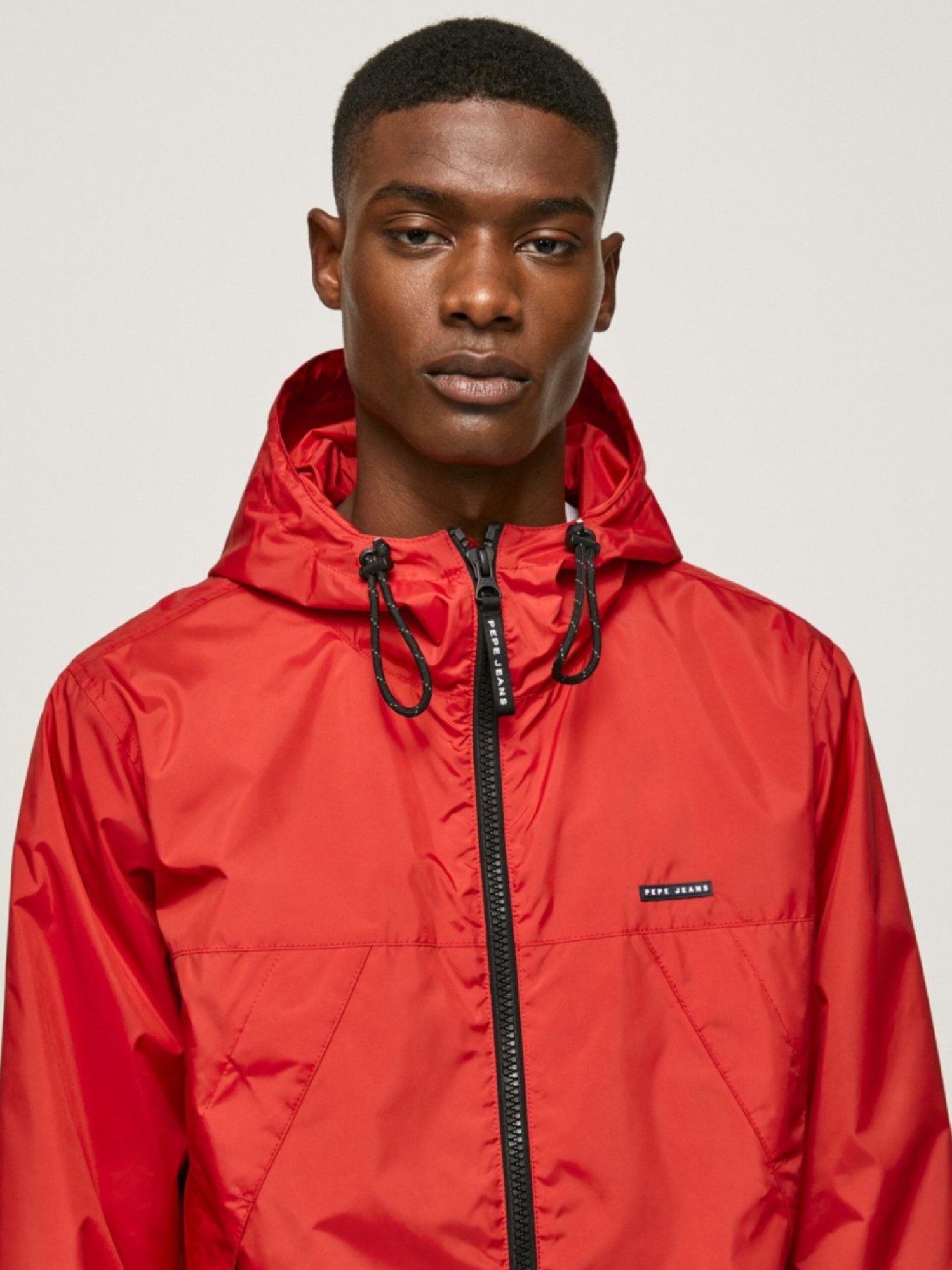 detail Pepe Jeans pánska červená bunda