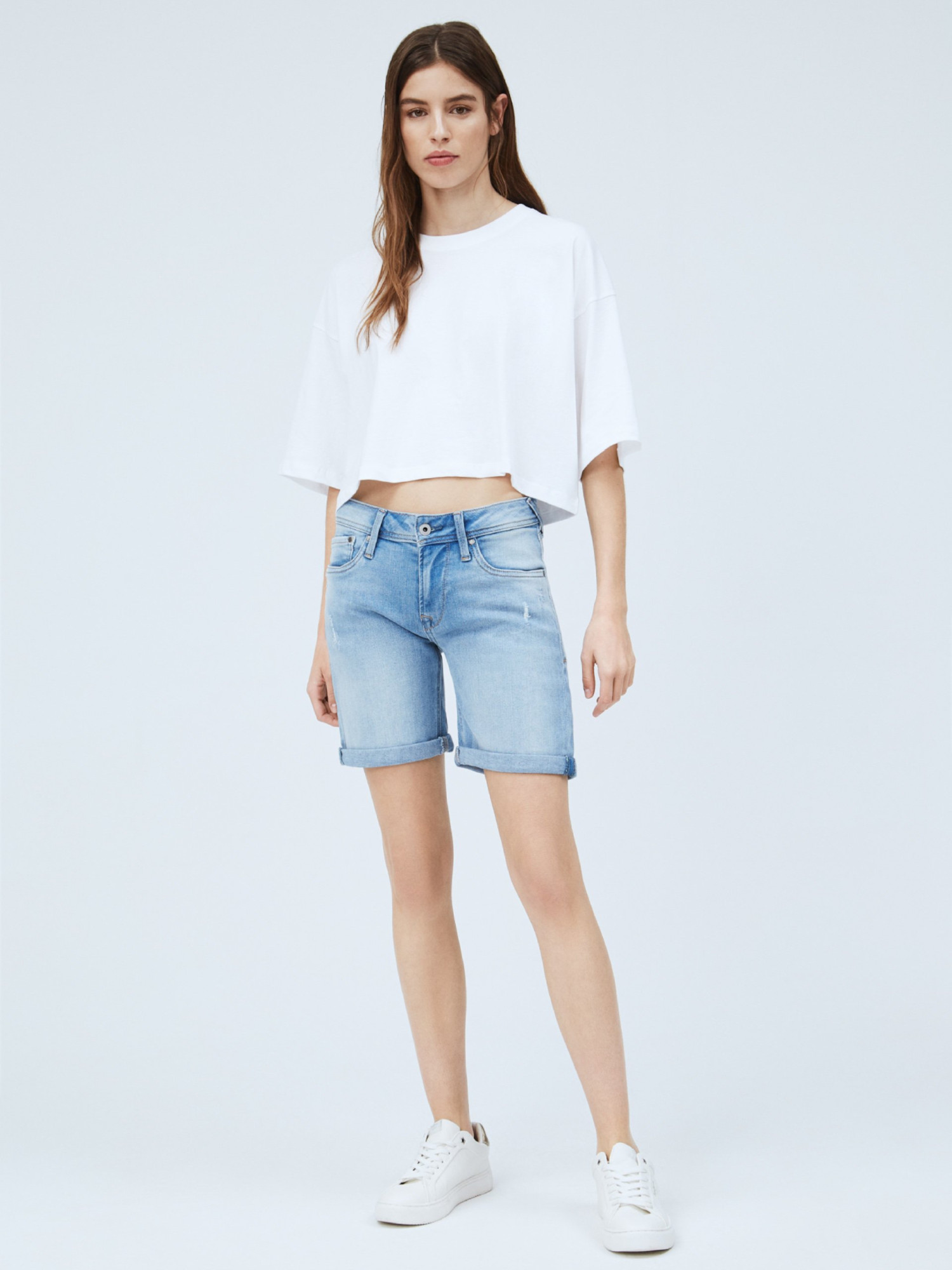 detail Pepe Jeans dámske modré džínsové šortky Poppy