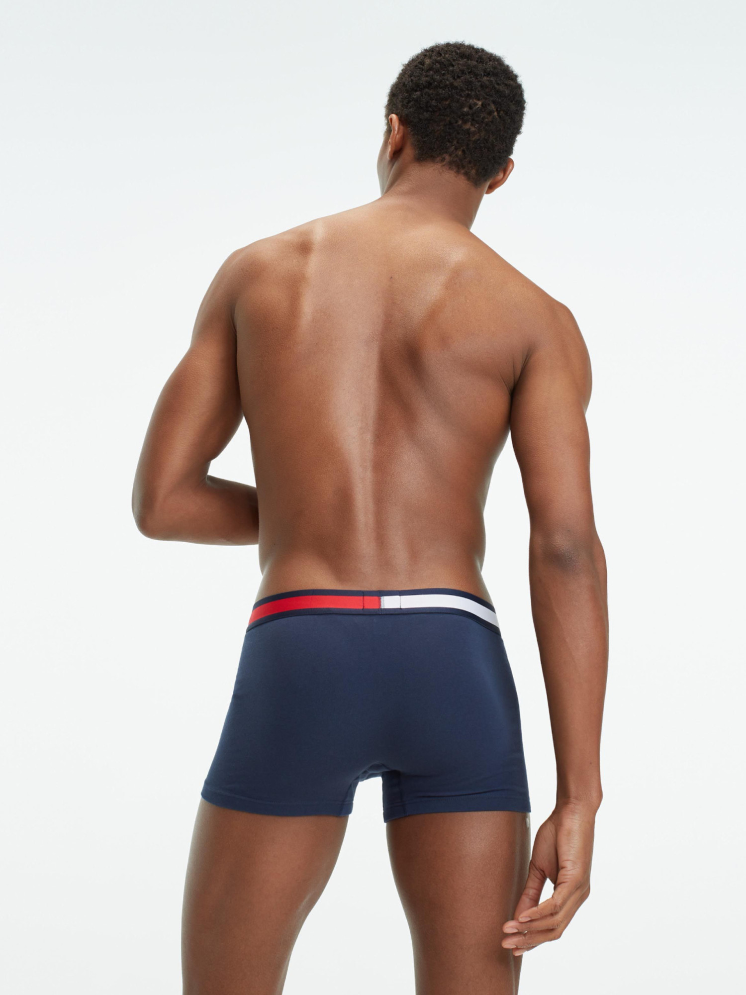 detail Tommy Hilfiger pánske tmavomodré boxerky