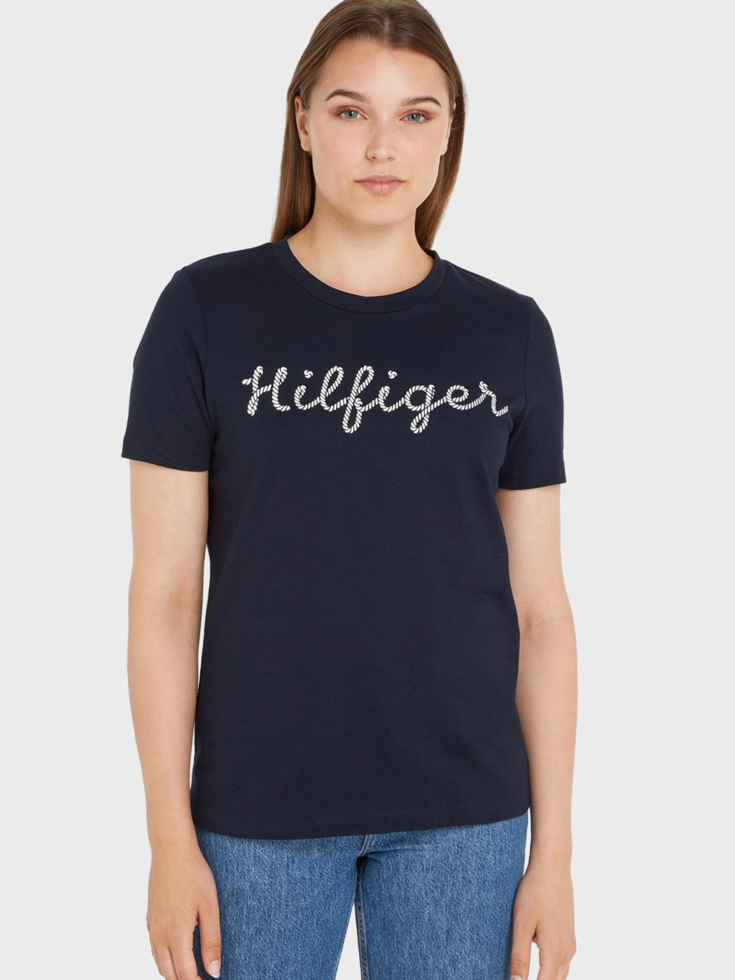 detail Tommy Hilfiger dámske tmavo modré tričko