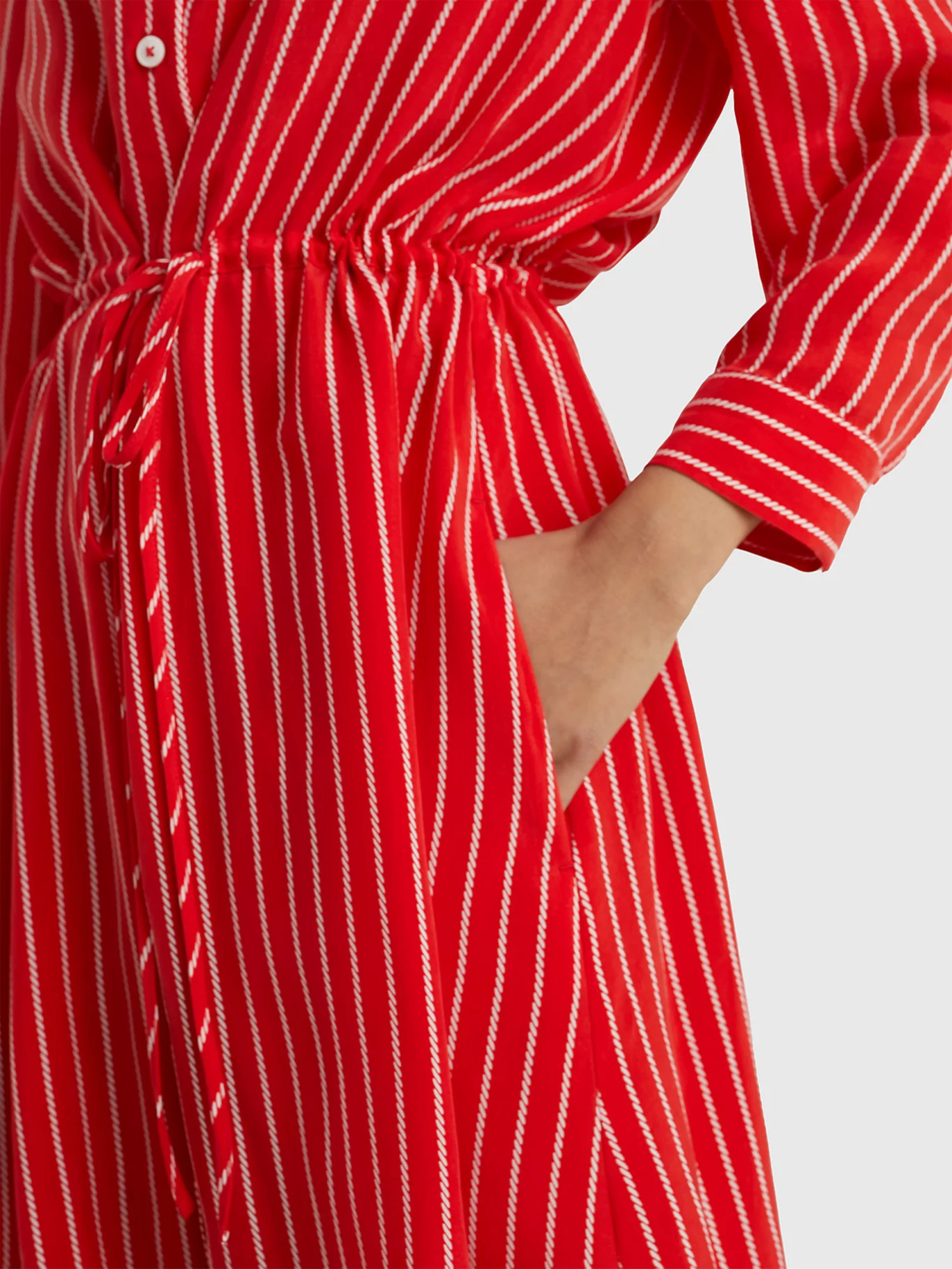 detail Tommy Hilfiger dámske červené šaty Cupro