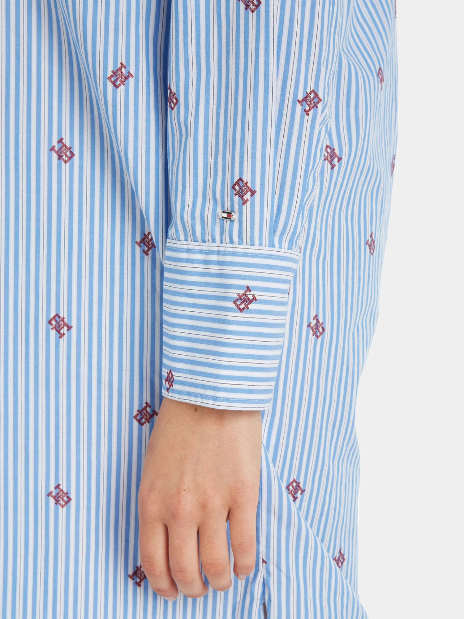 detail Tommy Hilfiger dámske košeľové oversized šaty