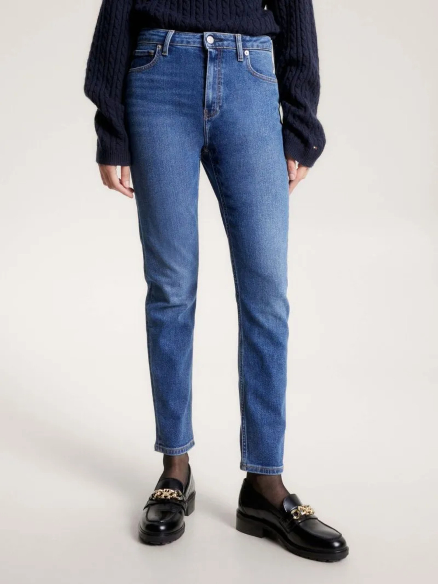 detail Tommy Hilfiger dámske modré džínsy