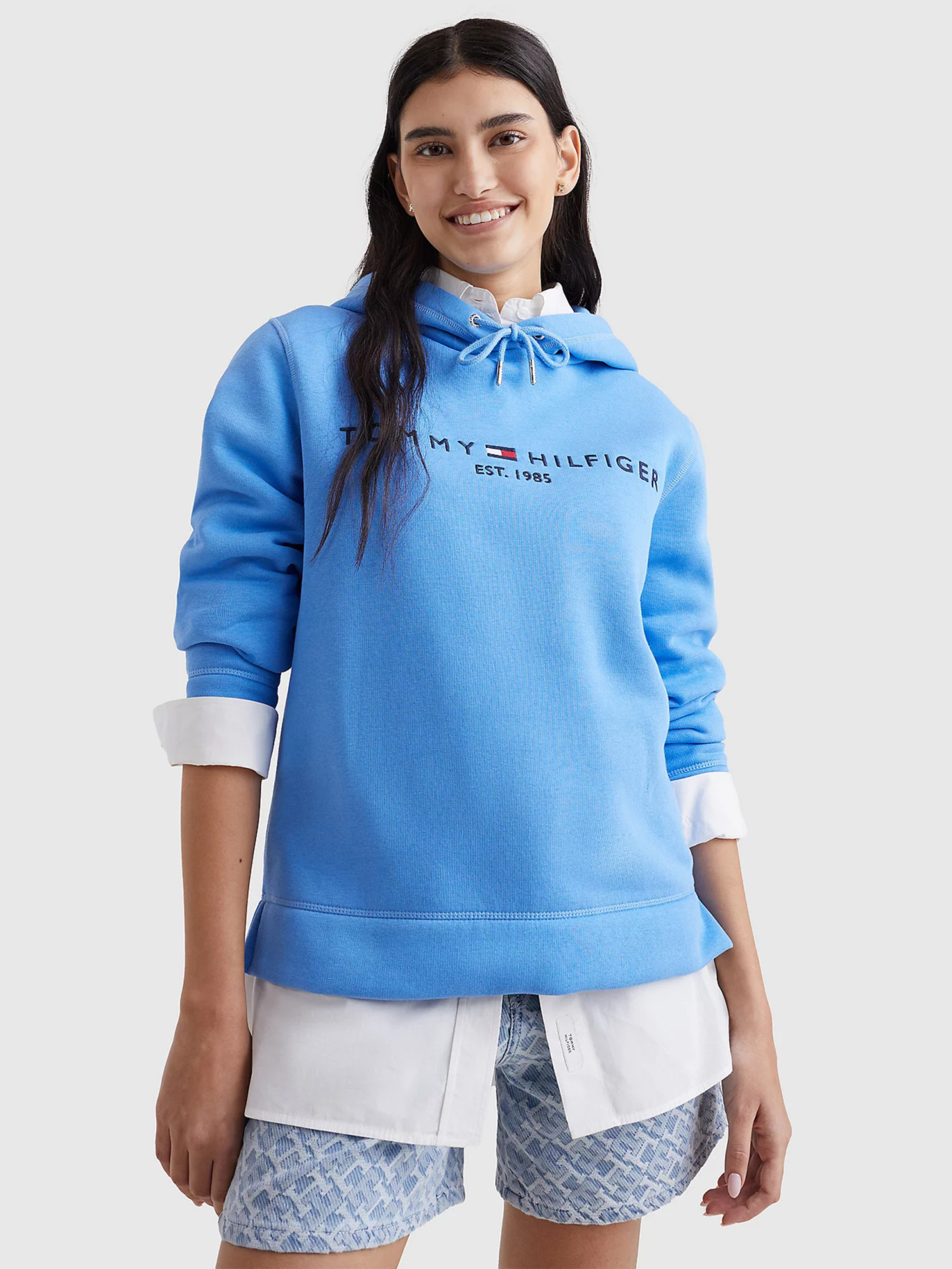 detail Tommy Hilfiger dámska modrá mikina