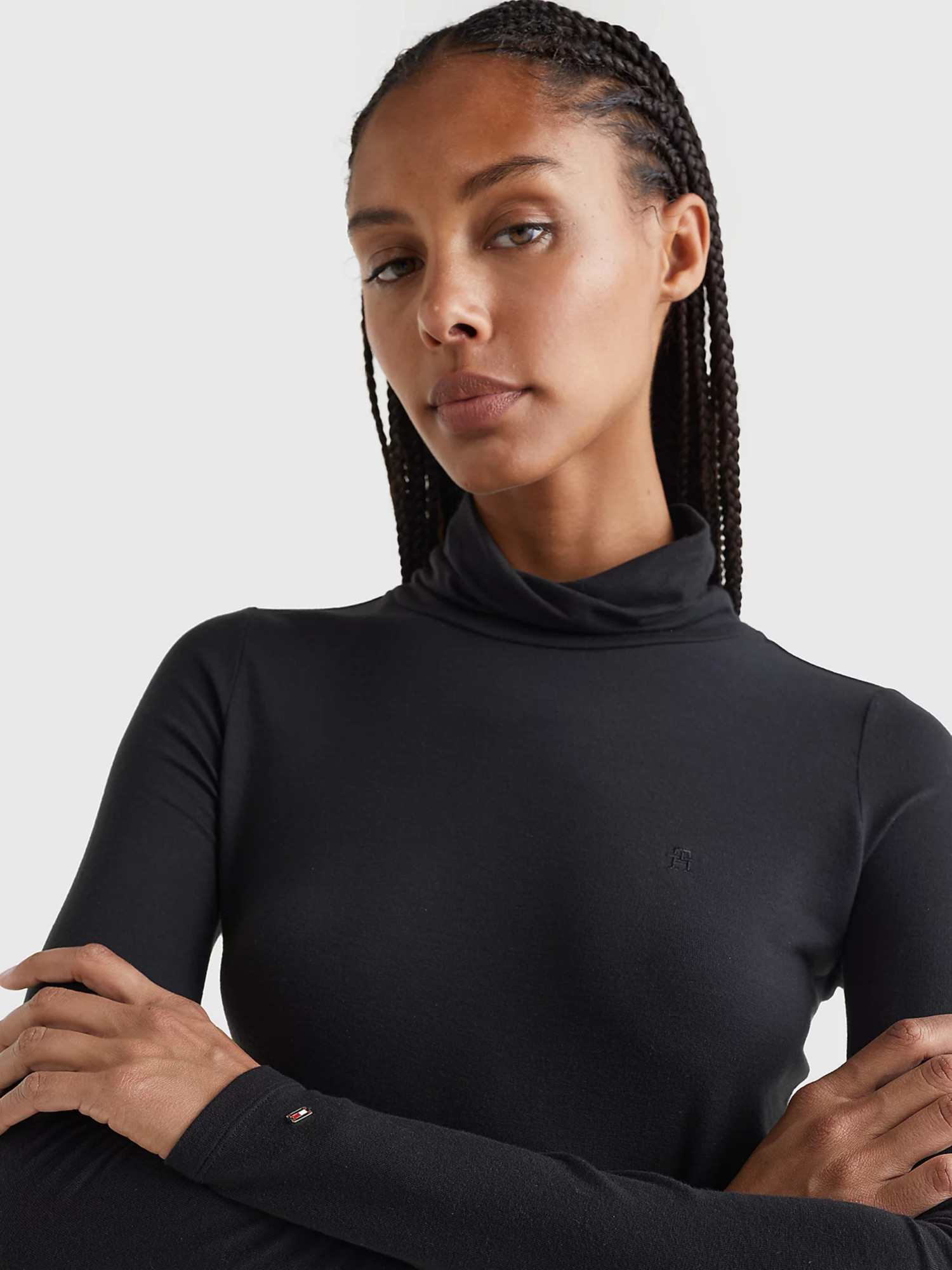 detail Tommy Hilfiger dámsky čierny rolák