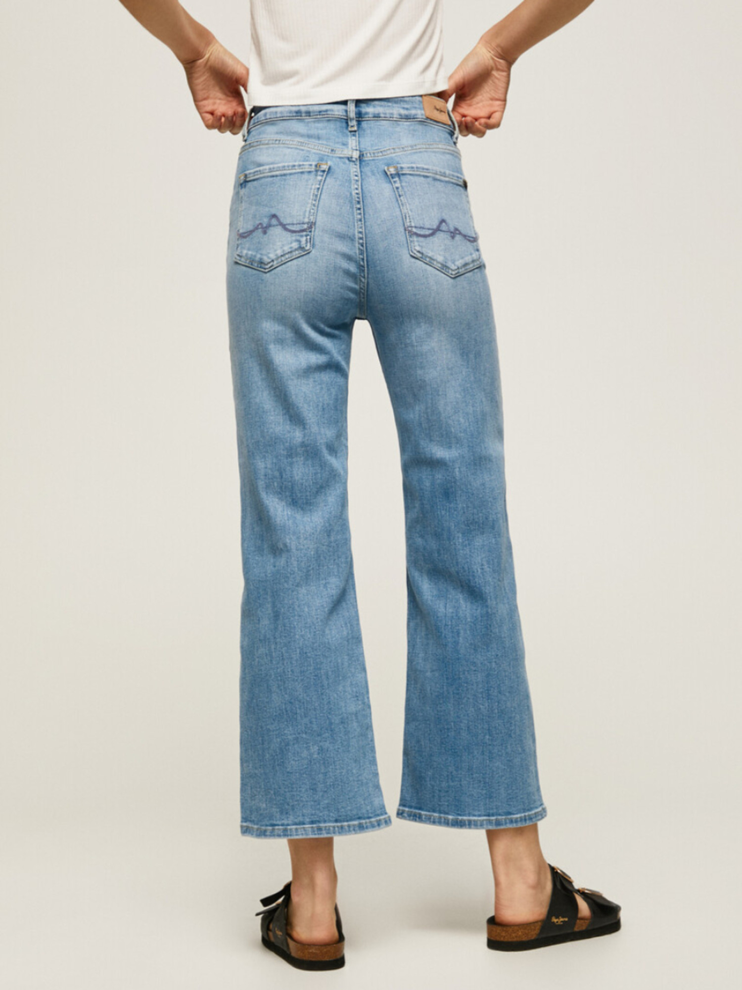 detail Pepe Jeans dámske modré džínsy Lexa