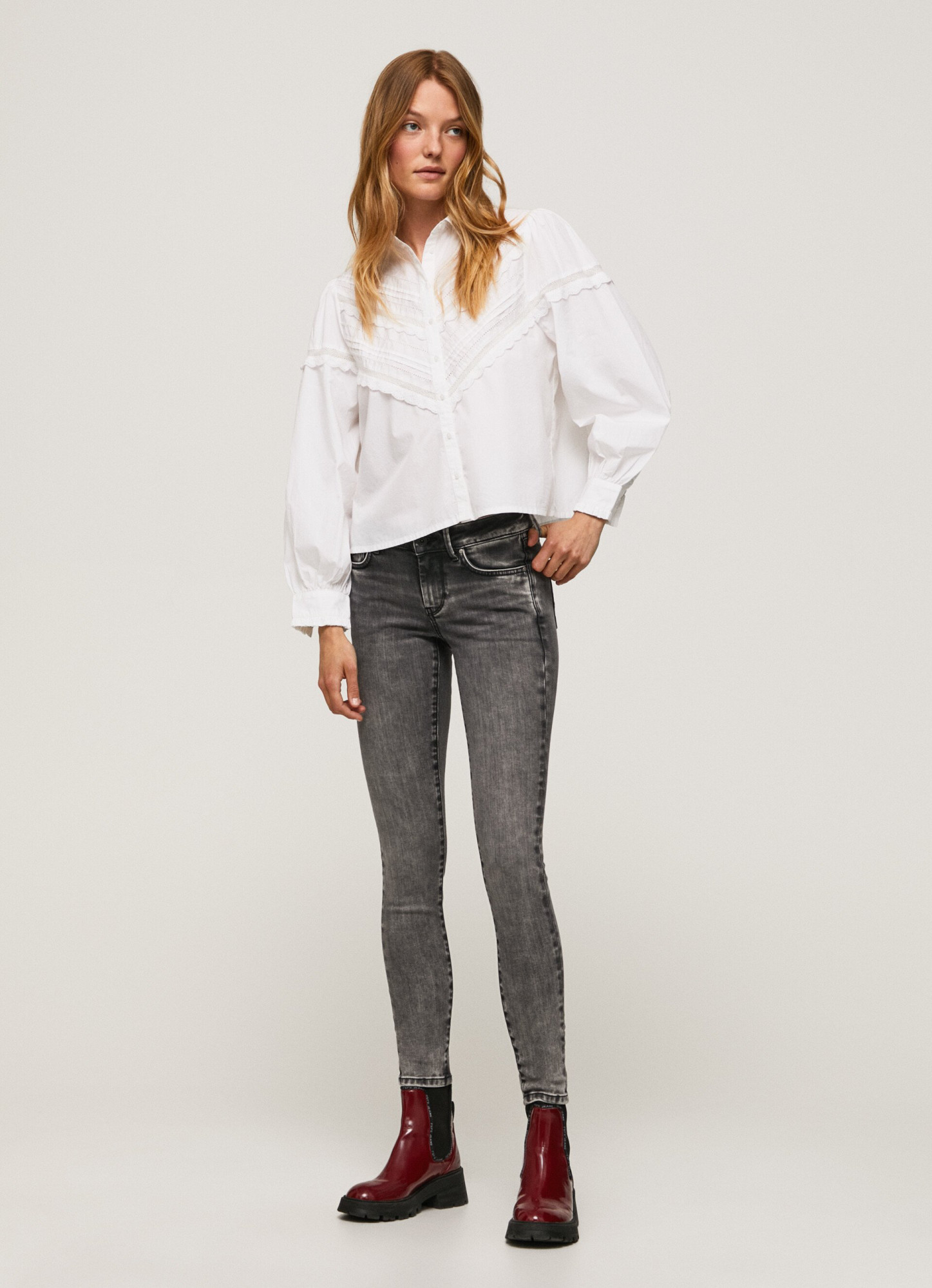detail Pepe Jeans dámske šedé džínsy Pixie