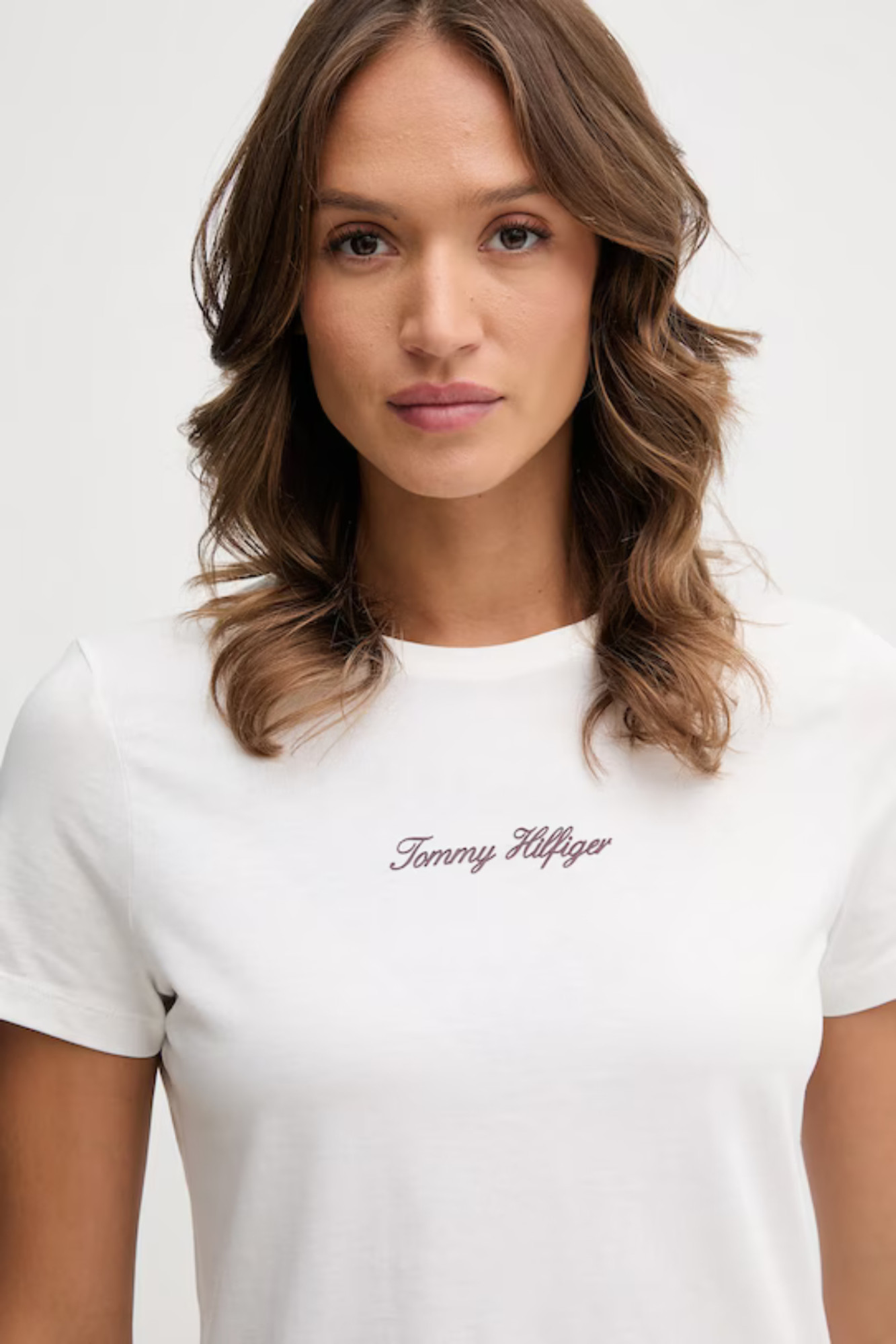 detail CLASSIC SCRIPT REG SS TEE