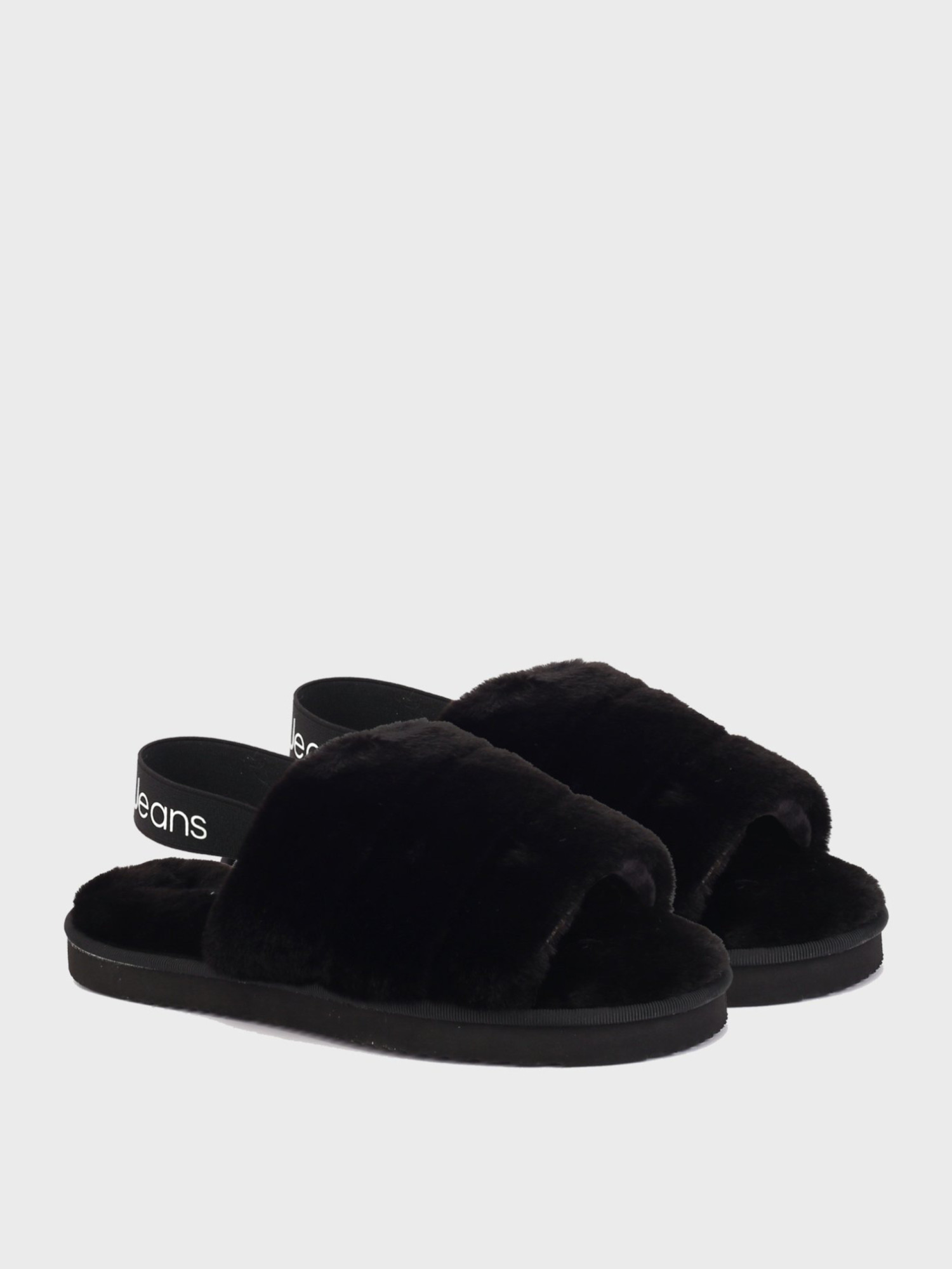 detail Calvin Klein dámske čierne papuče