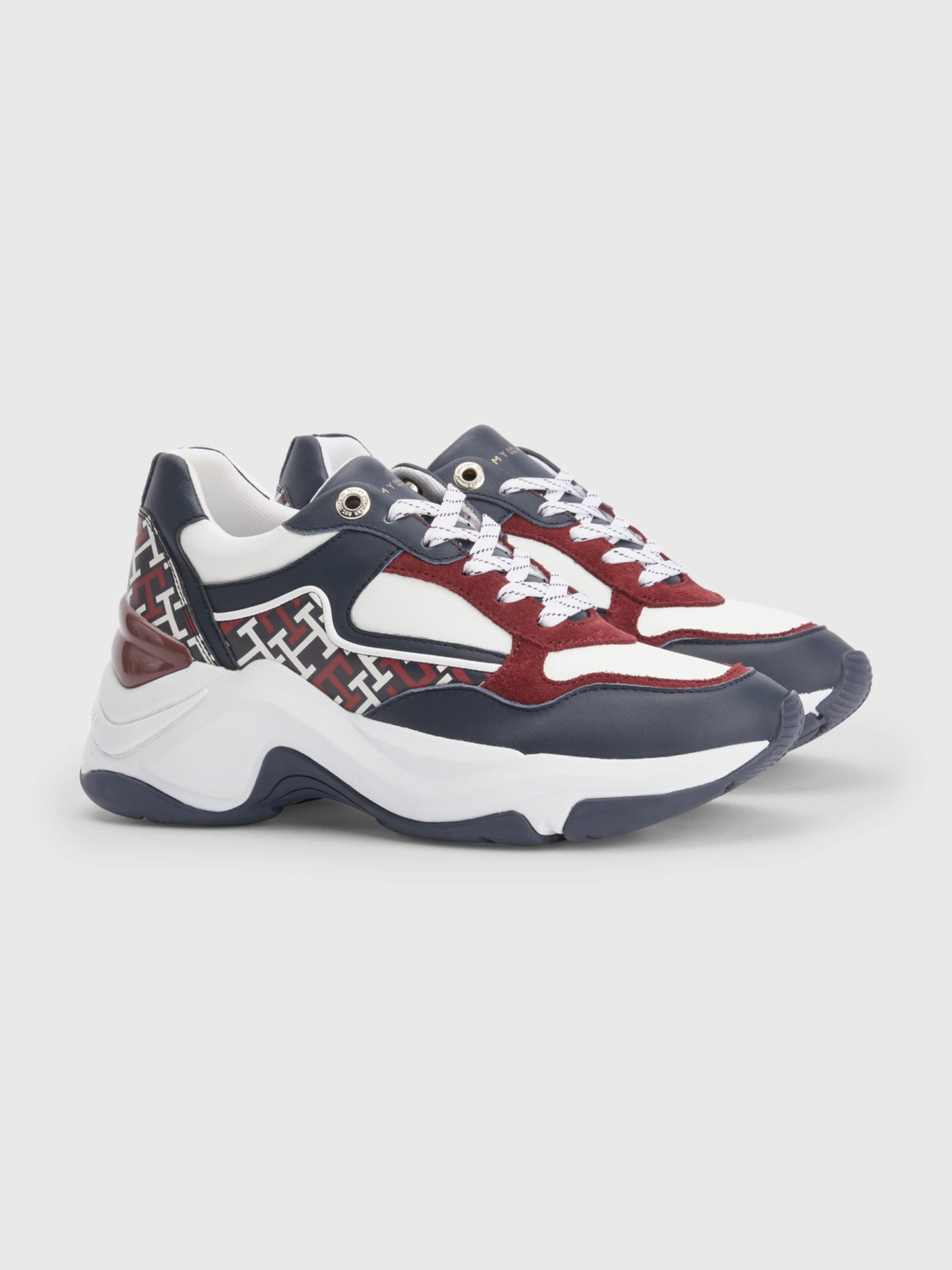 detail Tommy Hilfiger dámske tenisky Chunky