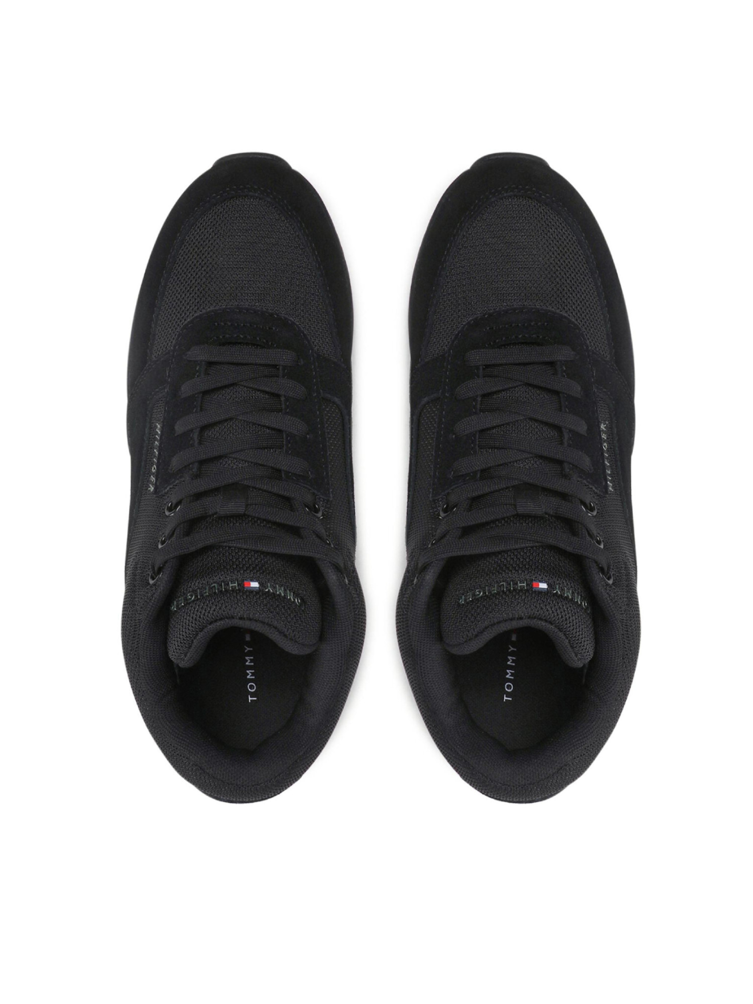 detail Tommy Hilfiger pánske čierne tenisky