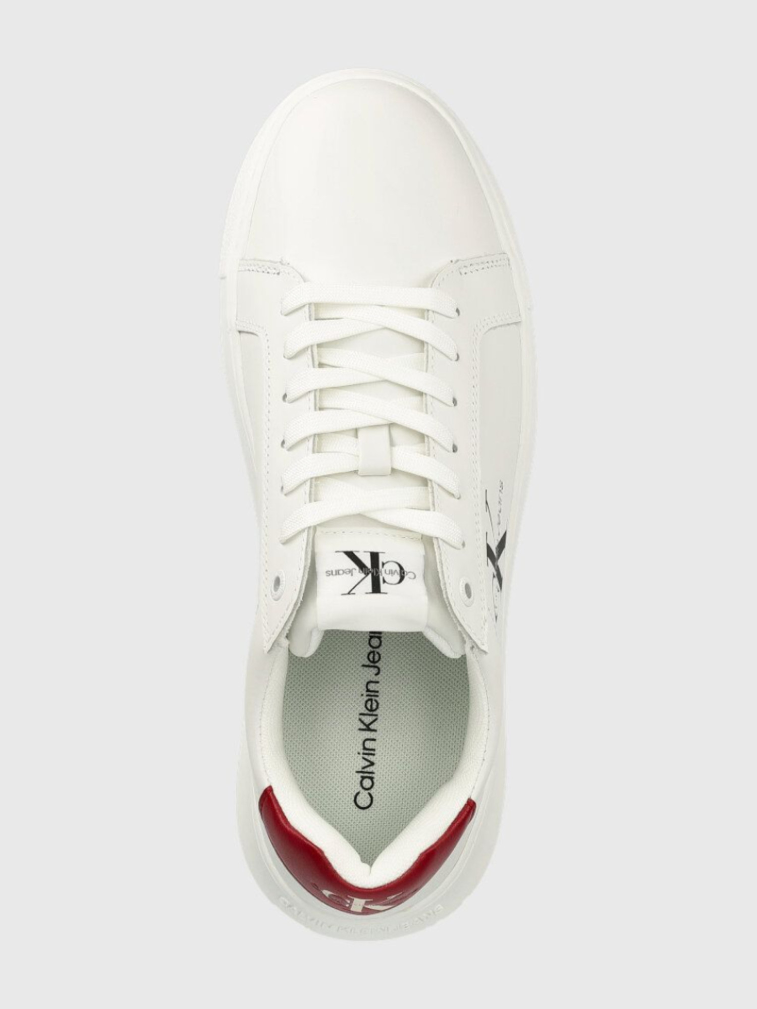 detail Calvin Klein pánske biele kožené tenisky CHUNKY