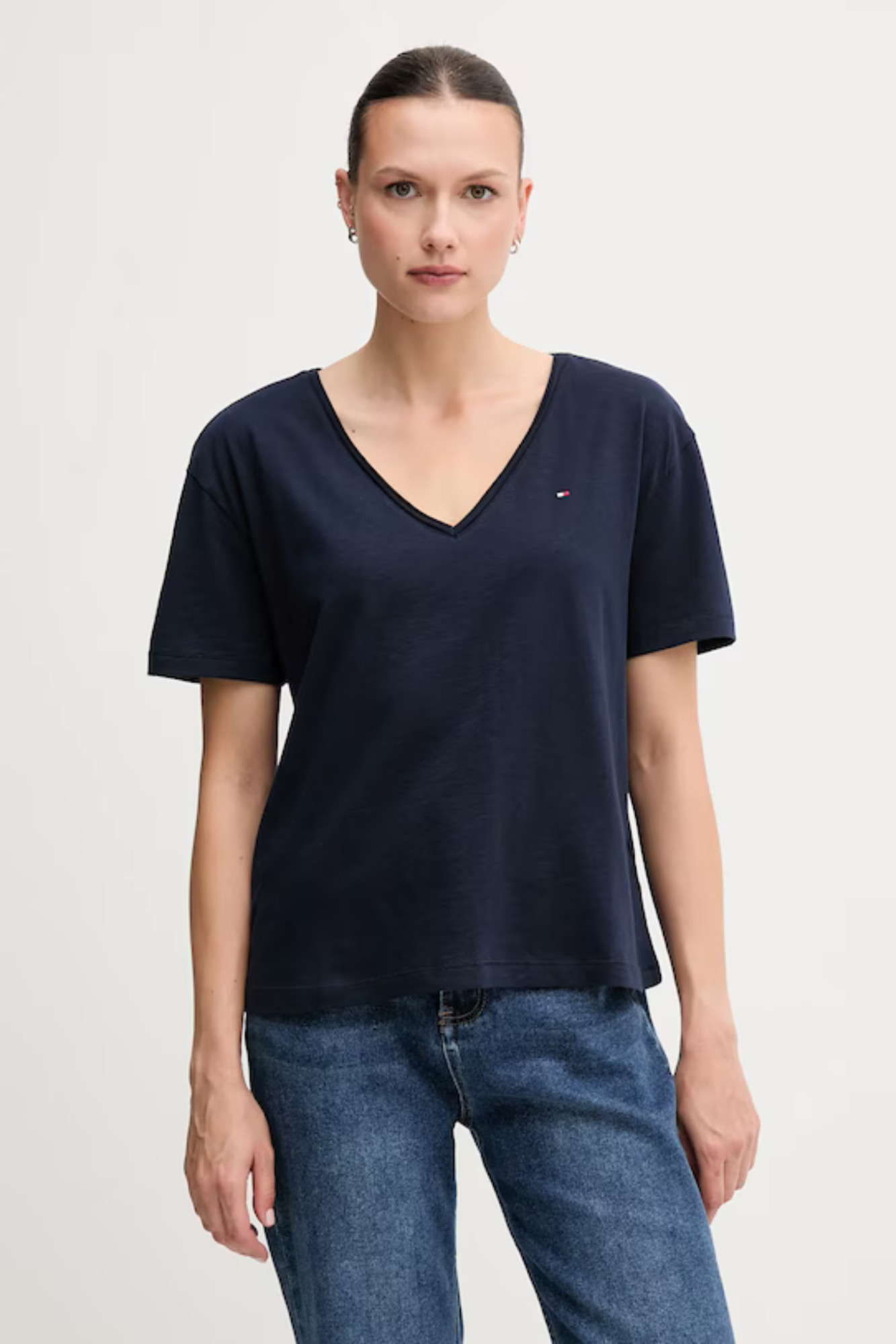 detail Tommy Hilfiger dámske basic tričko
