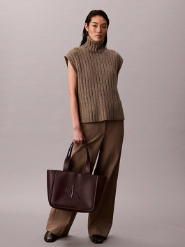 nahlad Calvin Klein dámska vínová kabelka