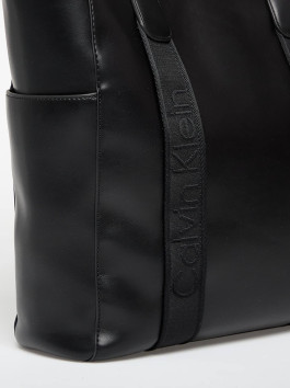 nahlad Calvin Klein dámska čierna kabelka