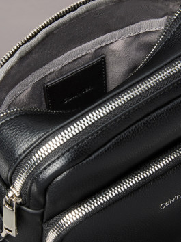 nahlad Calvin Klein pánska čierna taška
