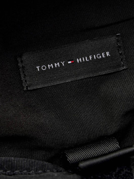 nahlad Tommy Hilfiger pánsky čierny batoh